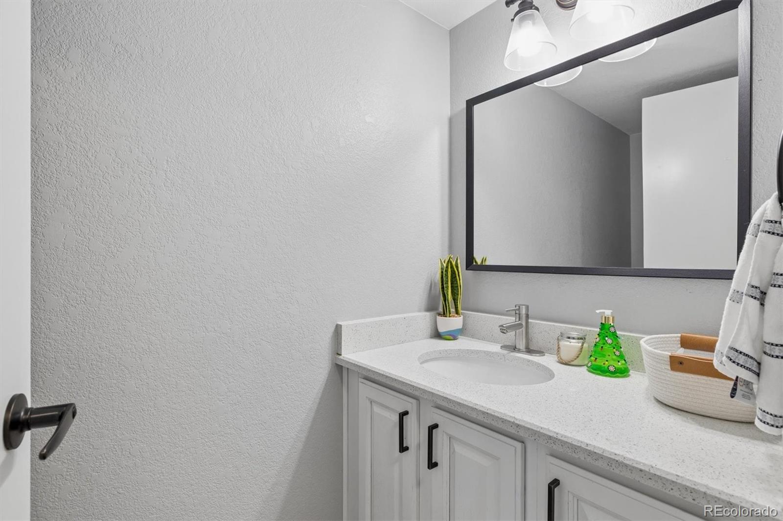 MLS Image #14 for 7410 w coal mine avenue f,littleton, Colorado