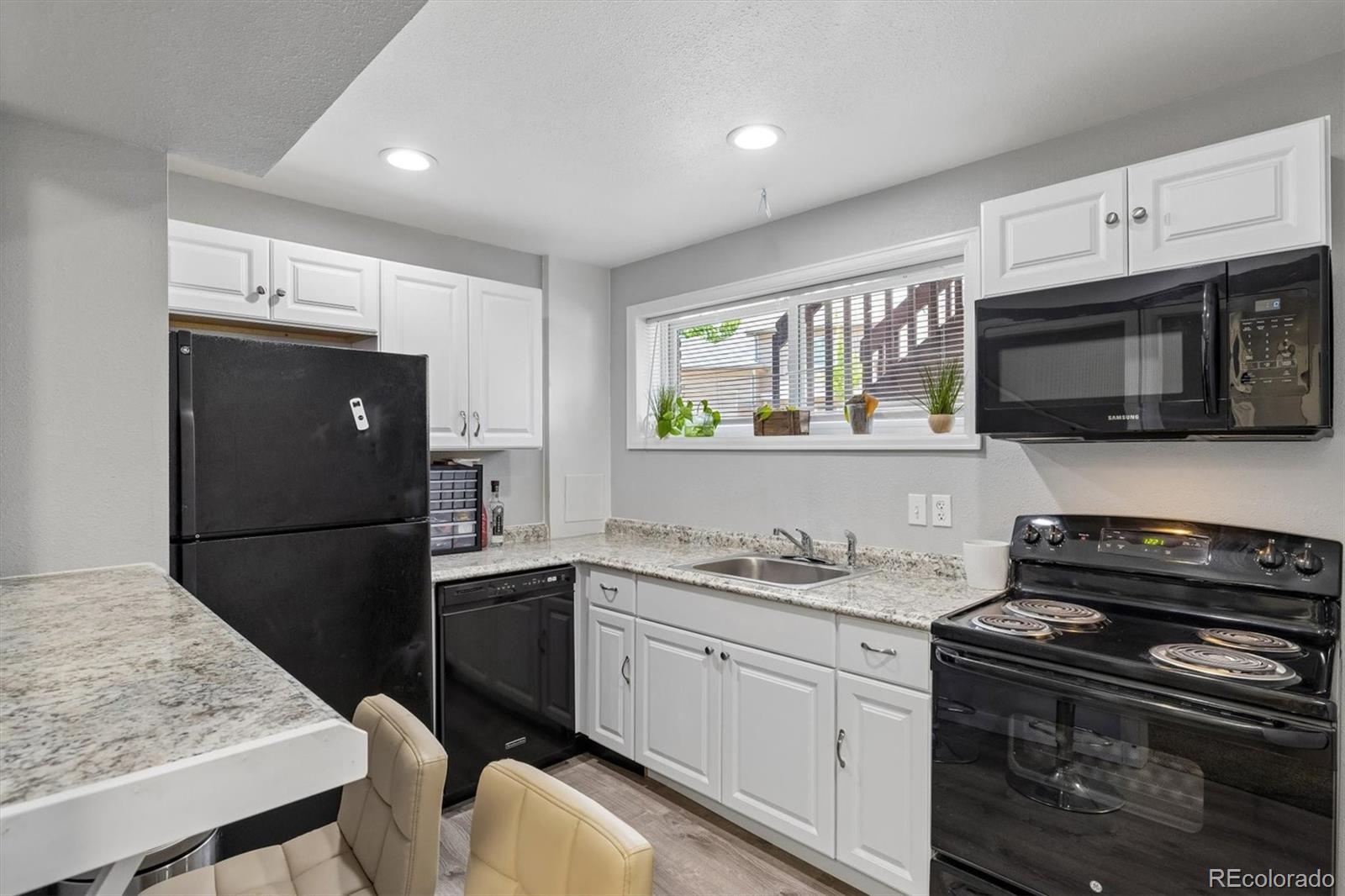 MLS Image #22 for 7410 w coal mine avenue f,littleton, Colorado