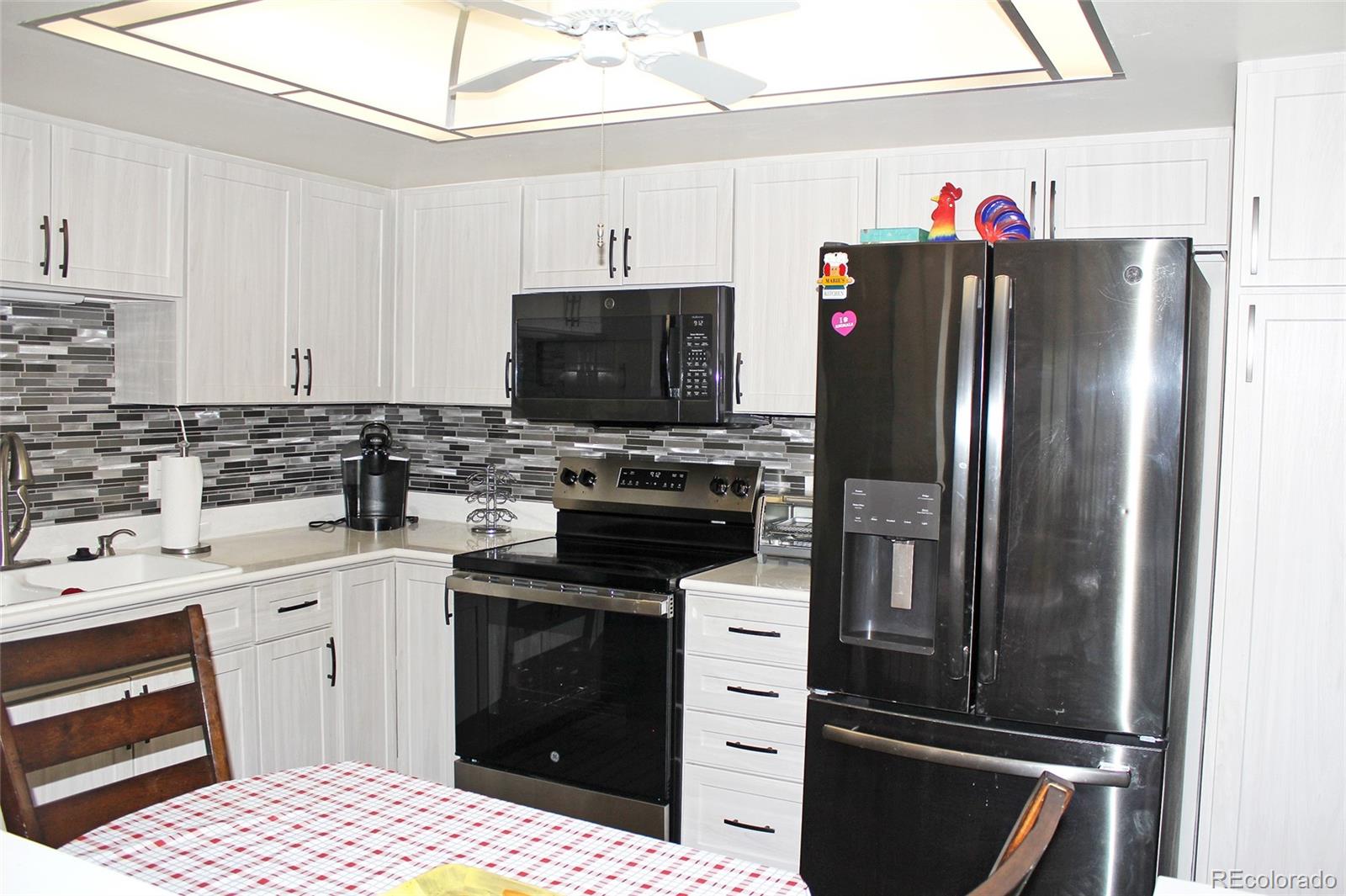 MLS Image #4 for 14050 e linvale place,aurora, Colorado