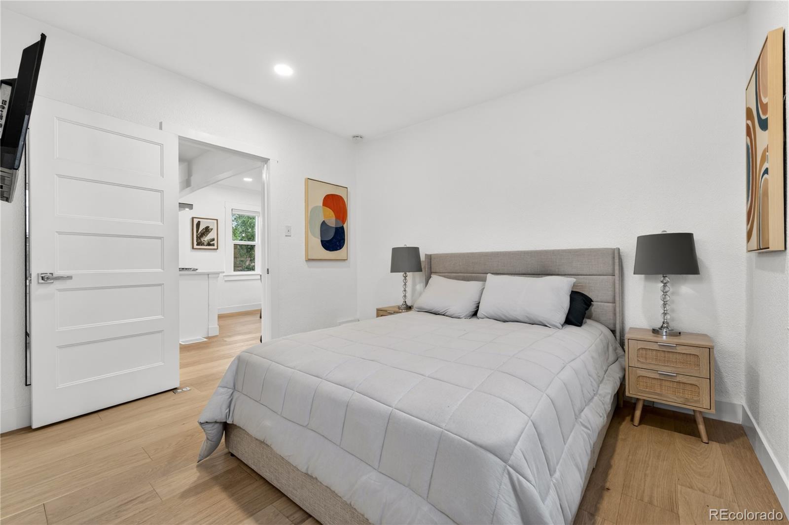 MLS Image #21 for 1528  harrison street,denver, Colorado