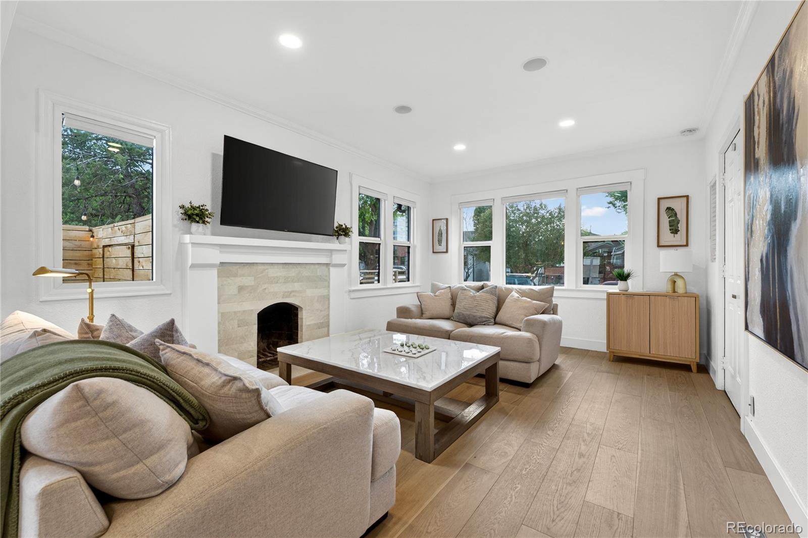 MLS Image #4 for 1528  harrison street,denver, Colorado