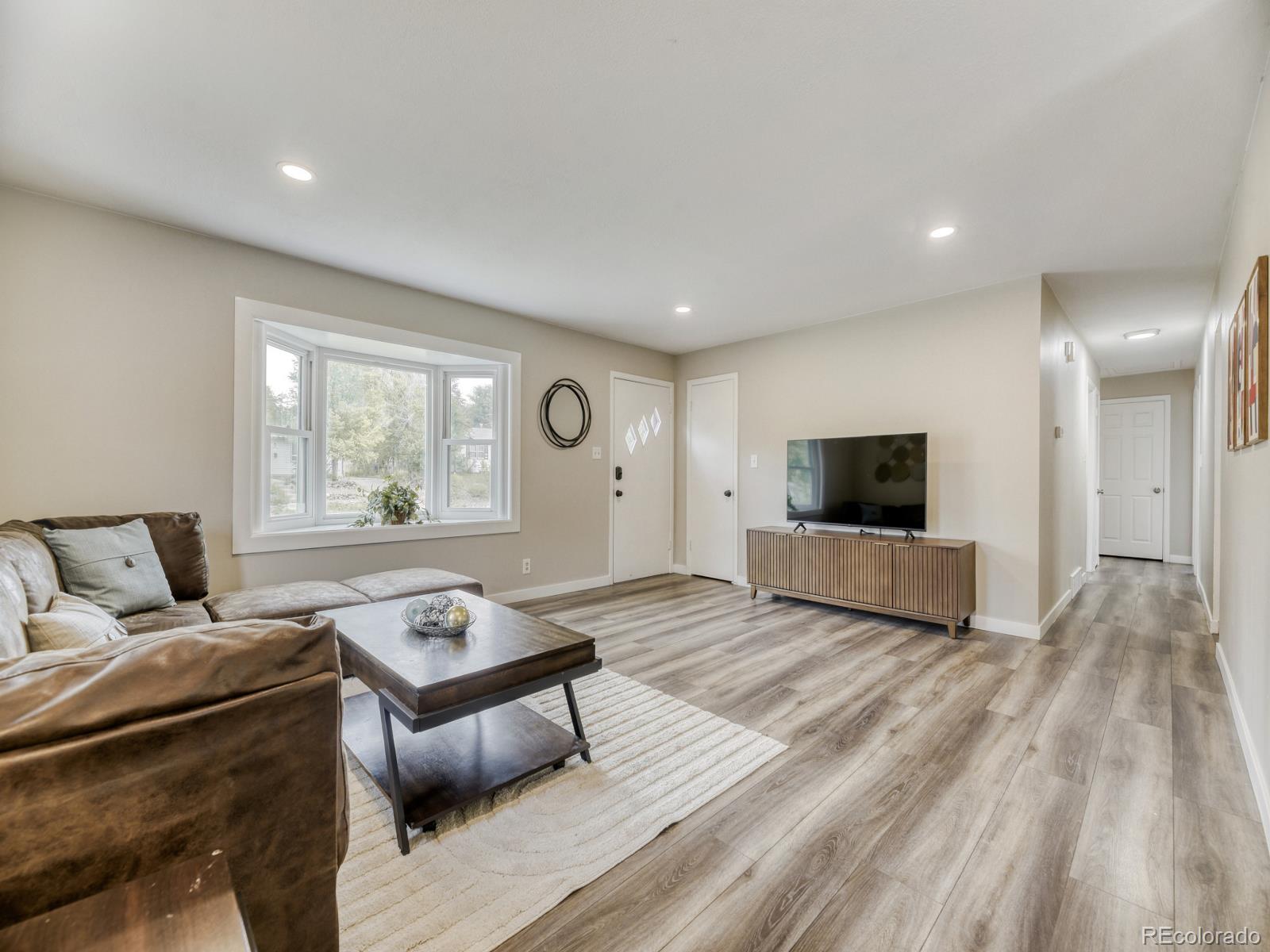 MLS Image #5 for 1015 w longview avenue,littleton, Colorado