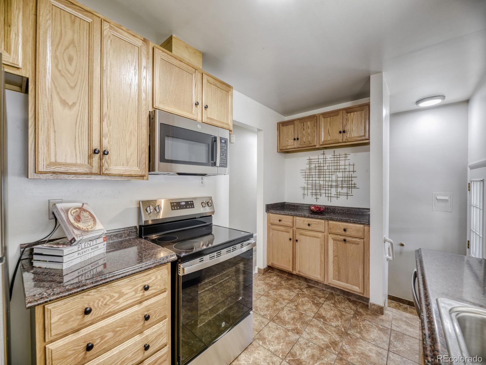 MLS Image #9 for 1015 w longview avenue,littleton, Colorado