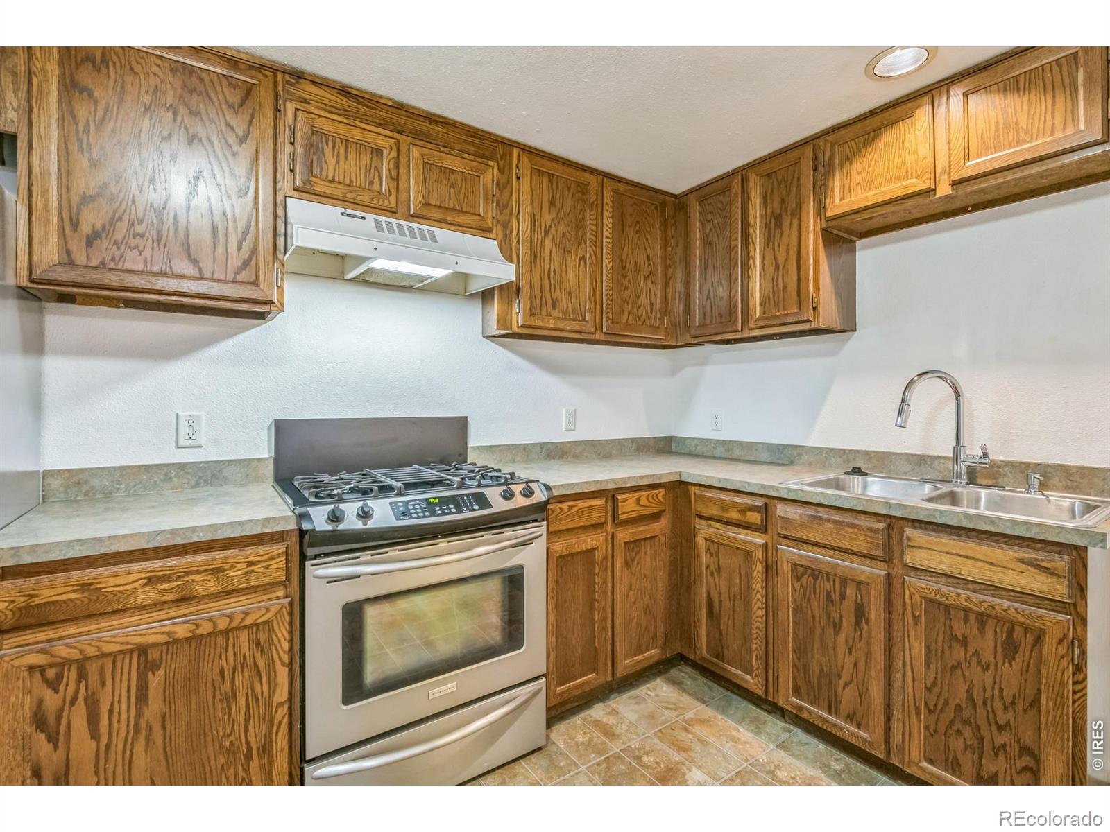MLS Image #20 for 3005  swing station way,fort collins, Colorado