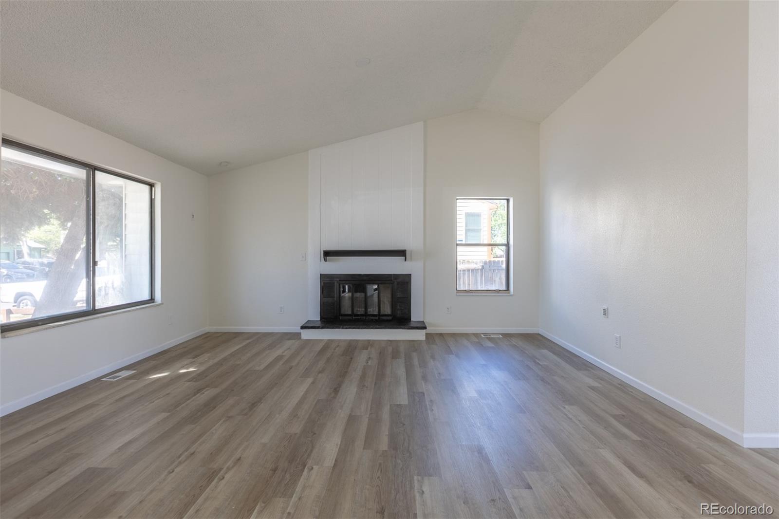 MLS Image #13 for 5119  chandler way,denver, Colorado