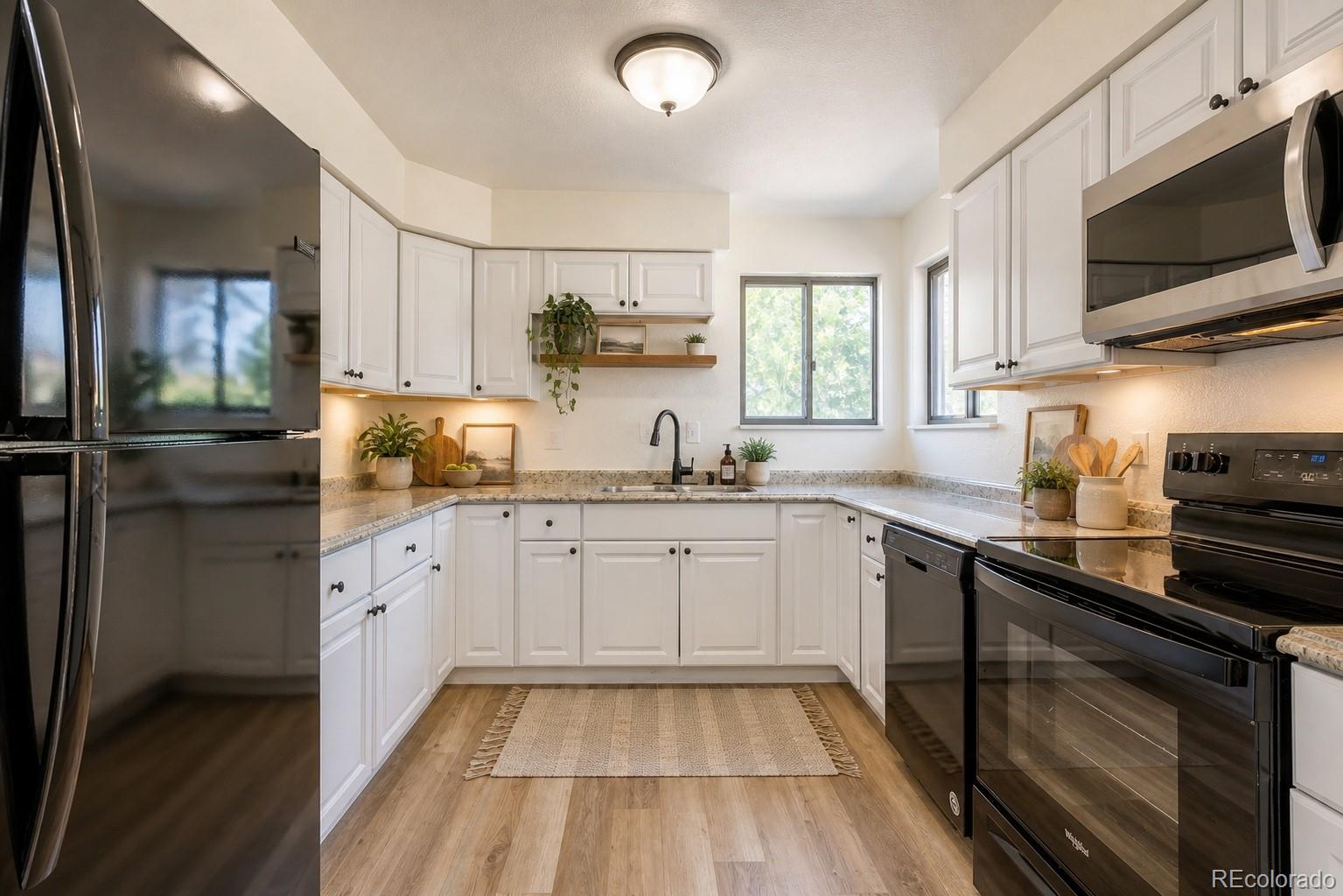 MLS Image #3 for 5119  chandler way,denver, Colorado