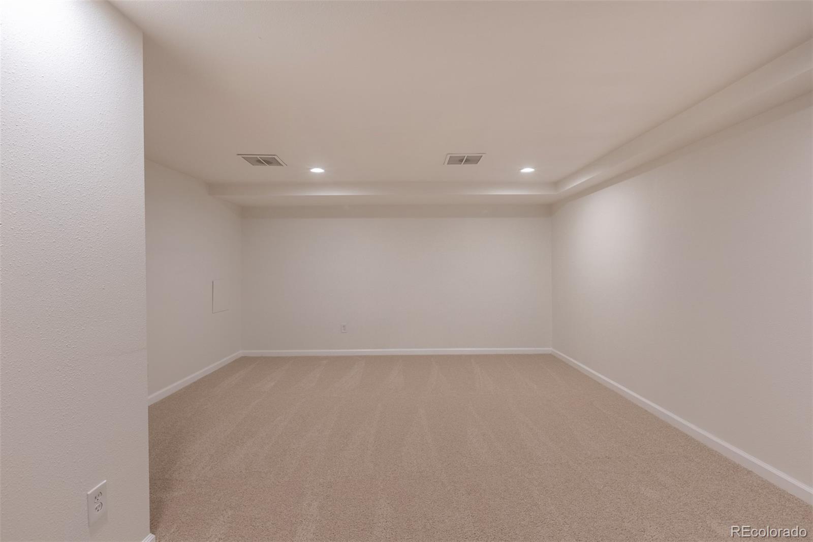 MLS Image #32 for 5119  chandler way,denver, Colorado