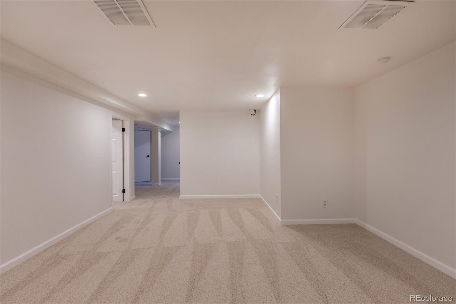 MLS Image #33 for 5119  chandler way,denver, Colorado