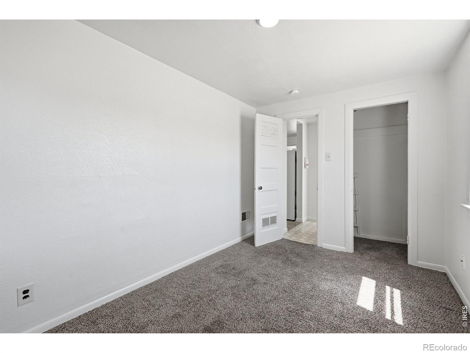 MLS Image #12 for 2322 w 9th street,greeley, Colorado
