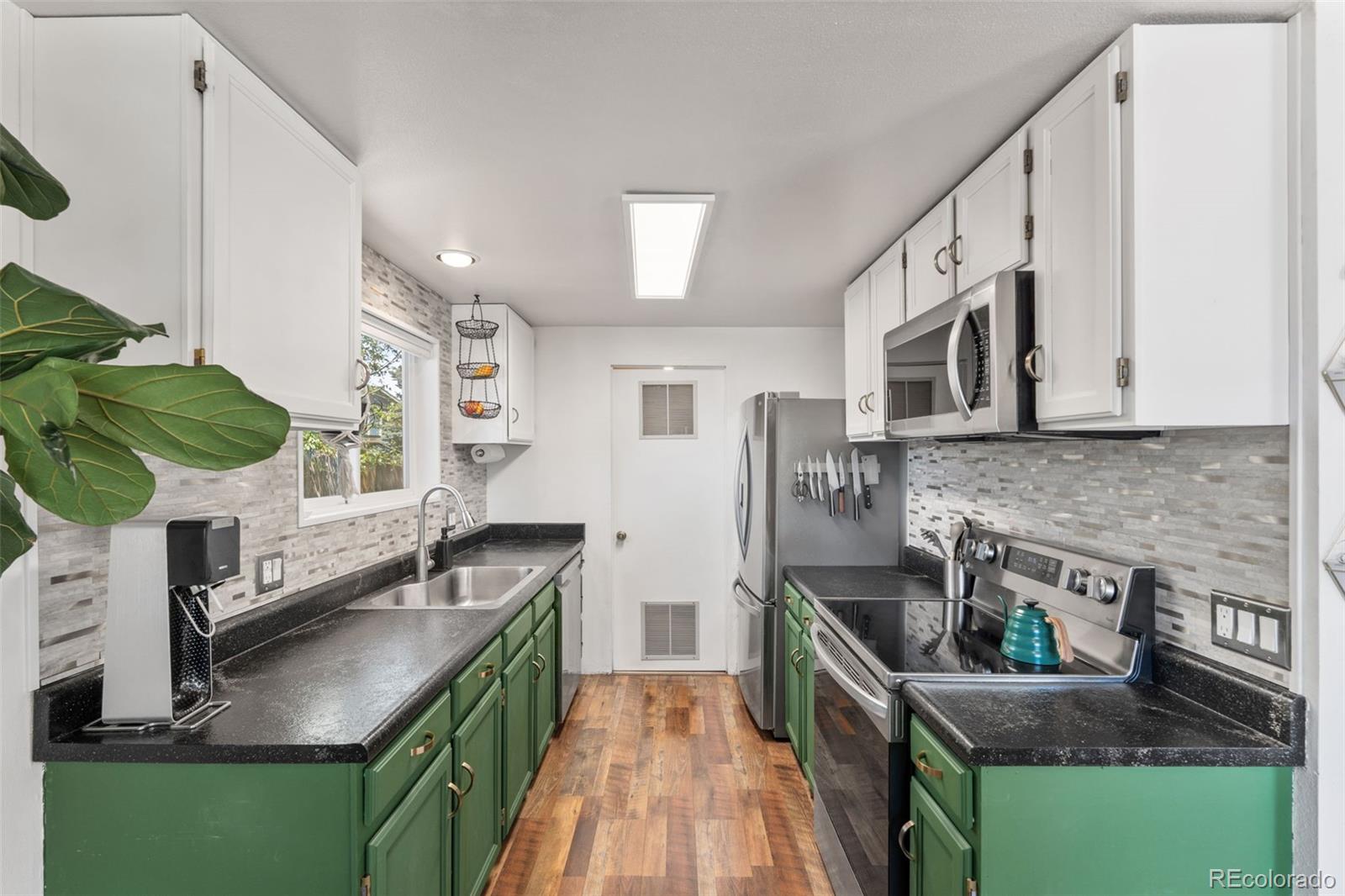 MLS Image #11 for 2030  grady court,colorado springs, Colorado