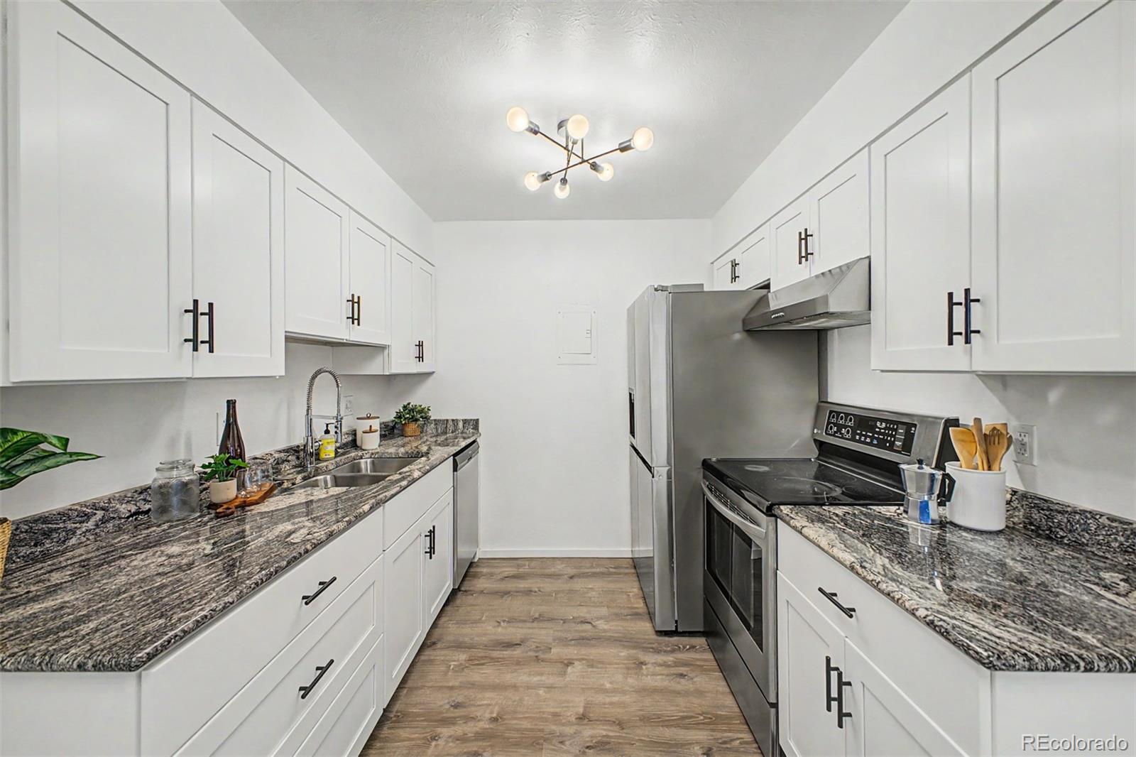 MLS Image #6 for 9340 w 49th avenue,wheat ridge, Colorado