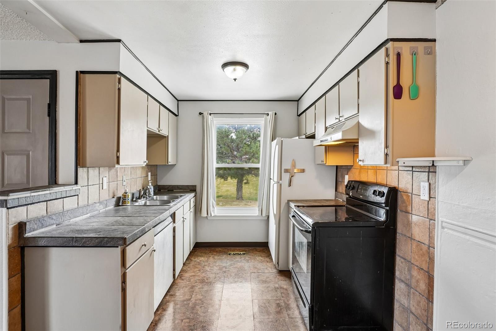 MLS Image #8 for 11922  bellaire street,thornton, Colorado