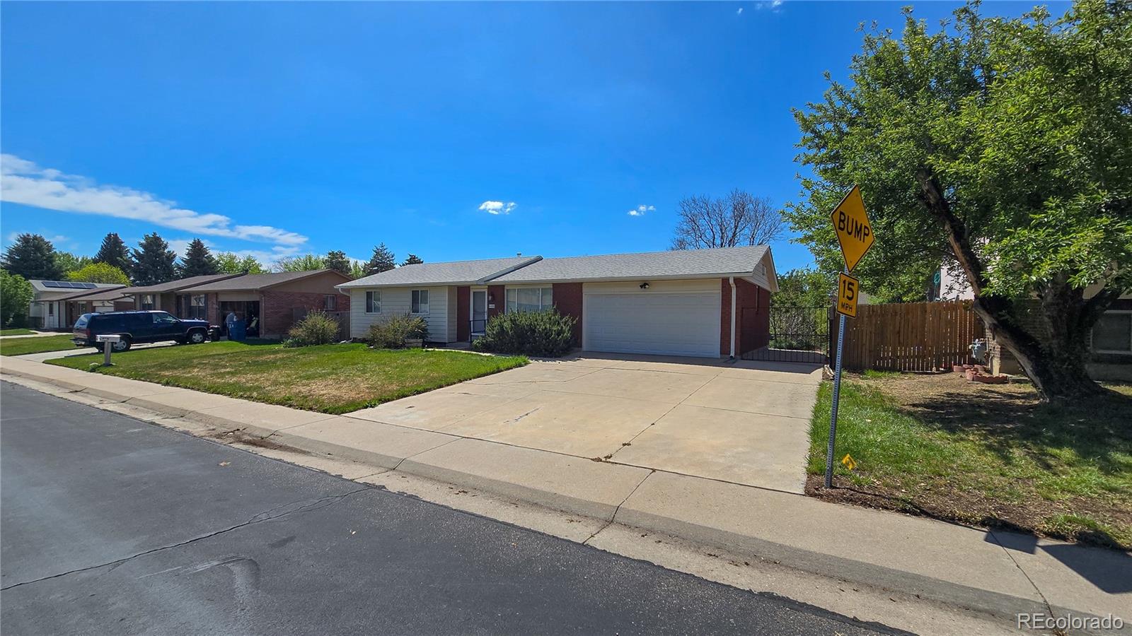 MLS Image #2 for 6486 w iowa avenue,lakewood, Colorado