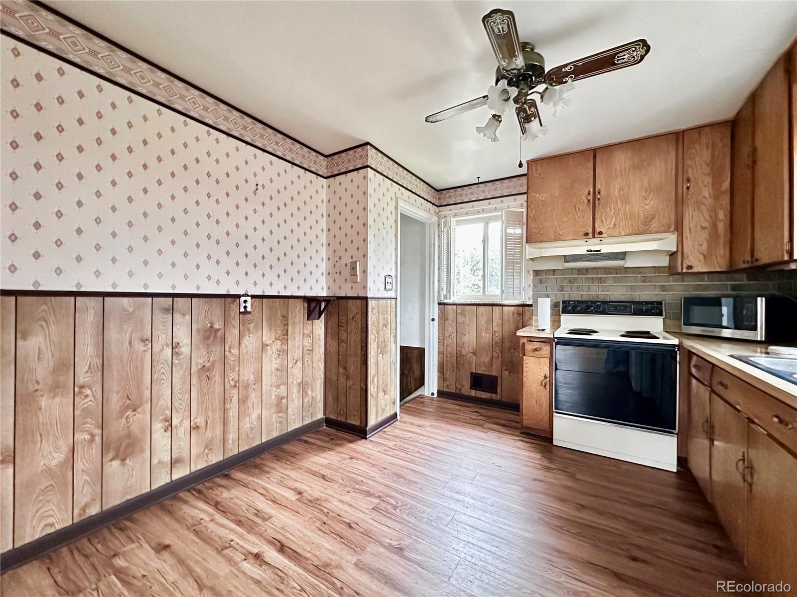 MLS Image #5 for 10444  franklin way,northglenn, Colorado