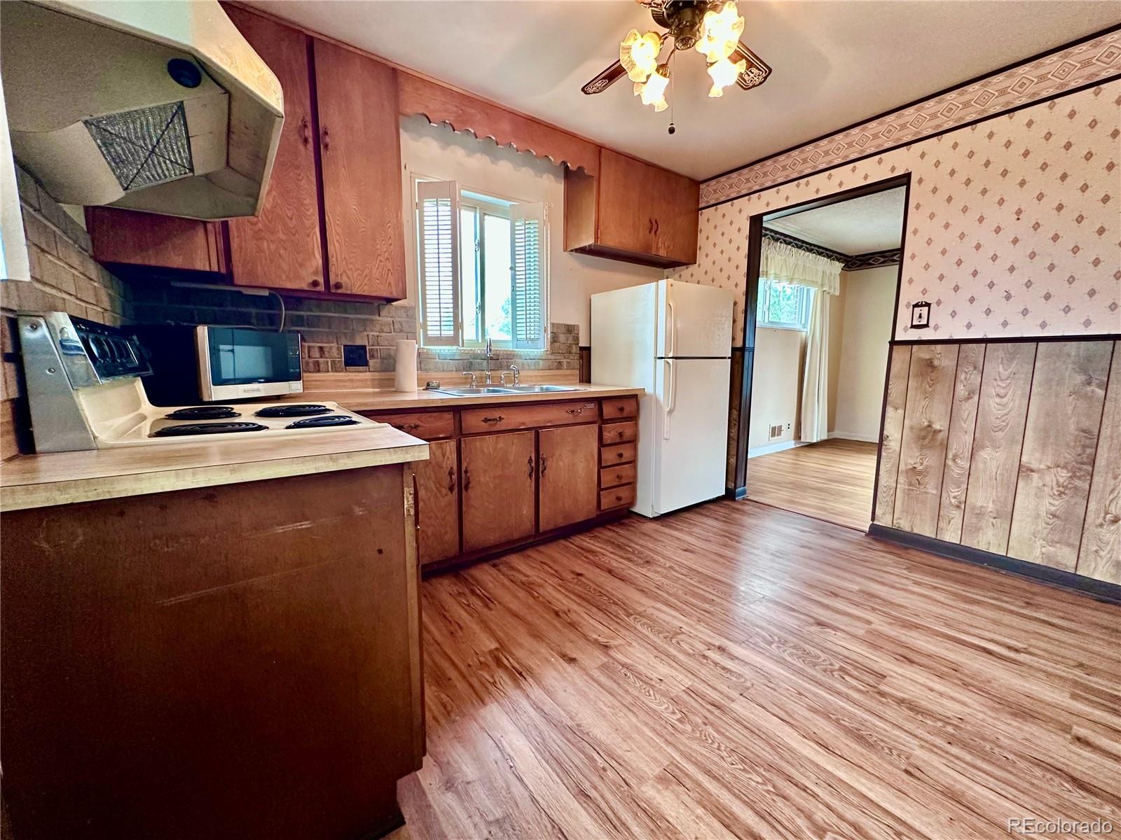MLS Image #7 for 10444  franklin way,northglenn, Colorado