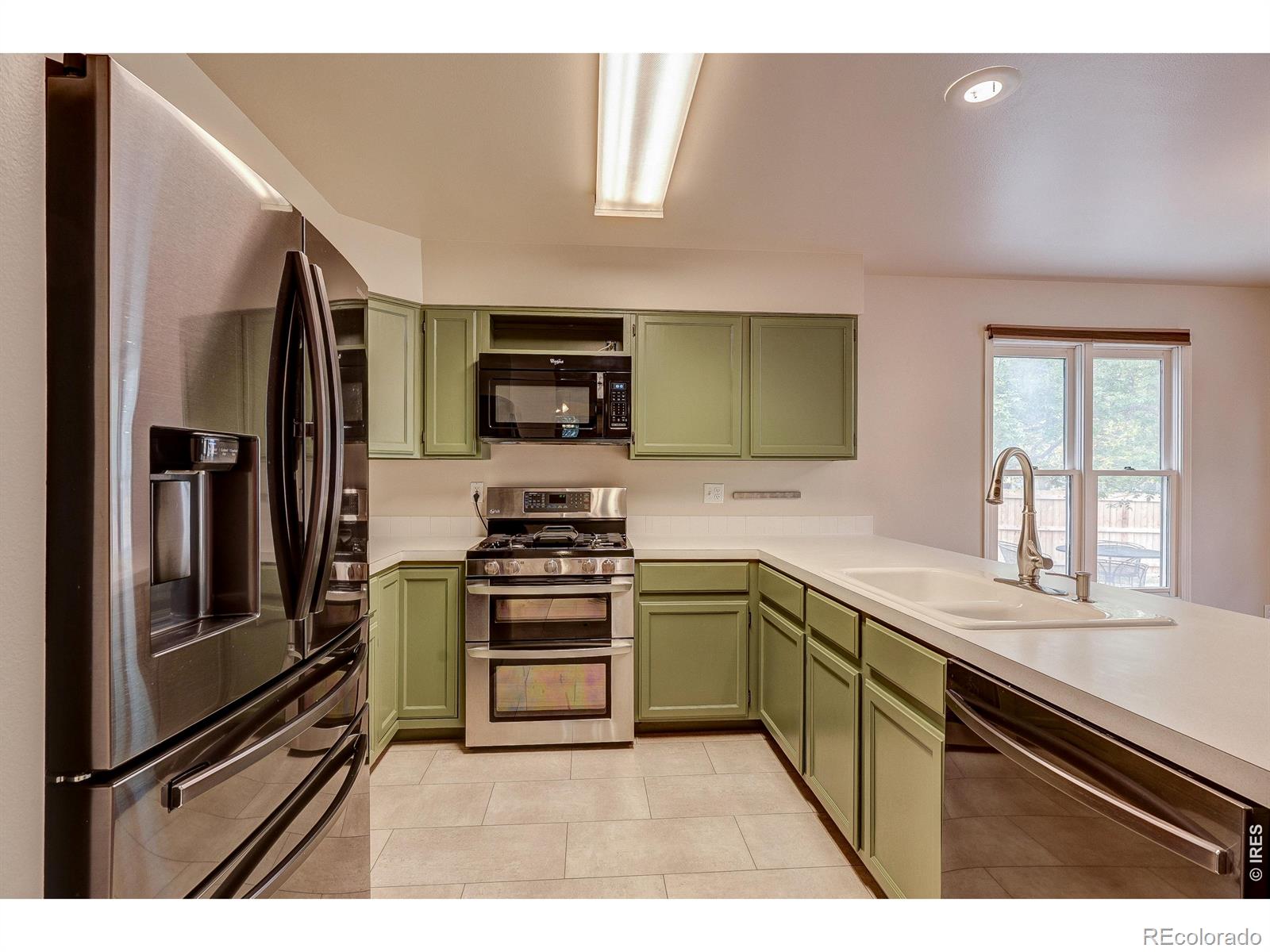 MLS Image #13 for 1159  navajo place,berthoud, Colorado