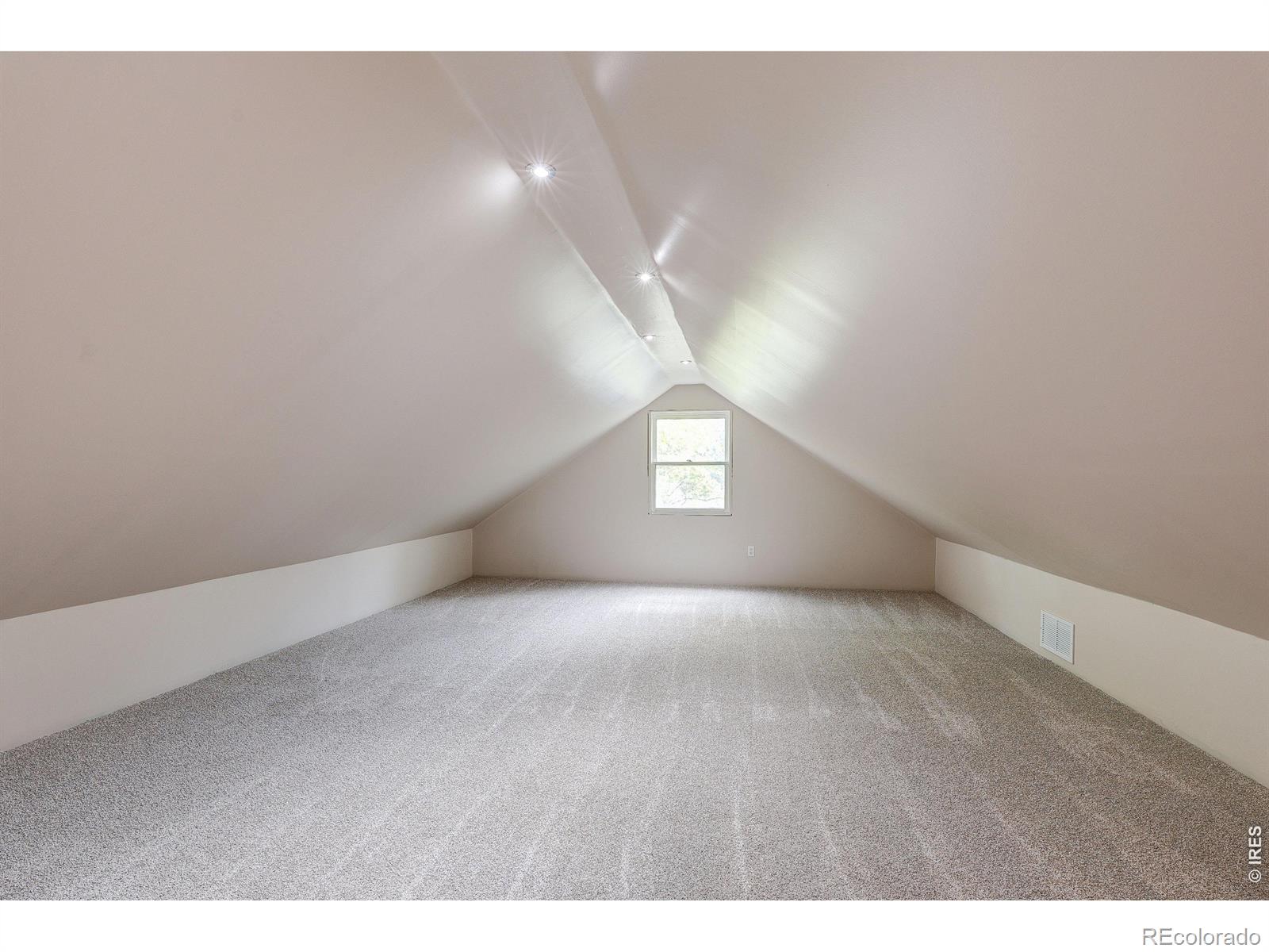 MLS Image #30 for 1159  navajo place,berthoud, Colorado