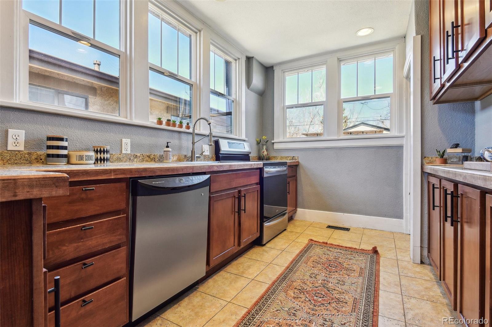 MLS Image #7 for 3946  perry street,denver, Colorado