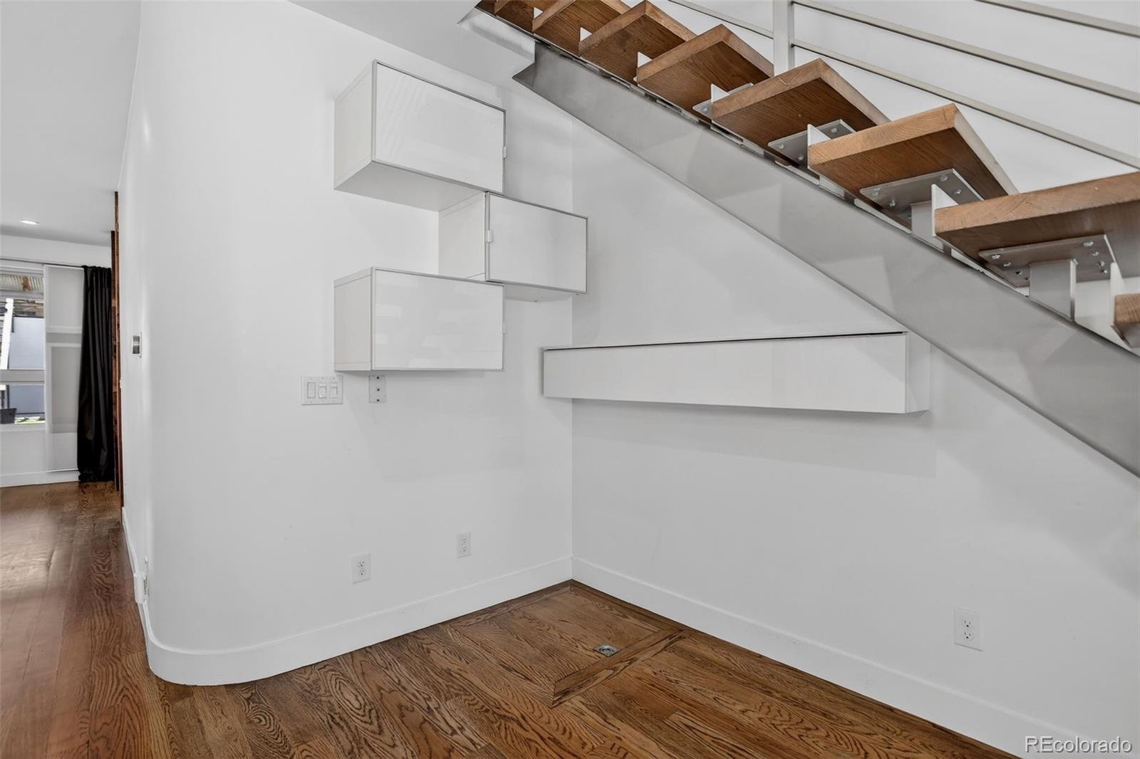 MLS Image #11 for 1930 w 35th avenue,denver, Colorado