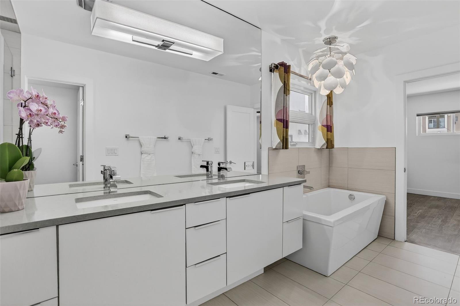 MLS Image #21 for 1930 w 35th avenue,denver, Colorado