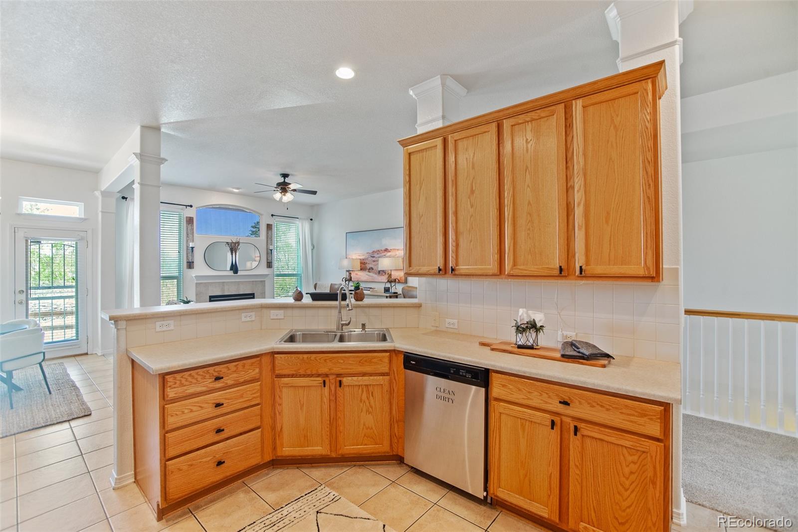 MLS Image #29 for 15497 e 7th circle,aurora, Colorado