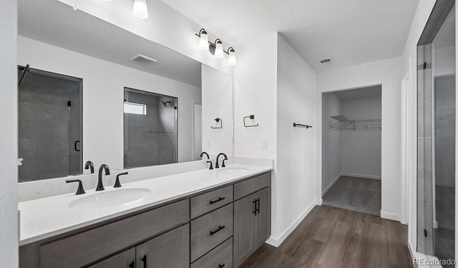 MLS Image #18 for 3882 n hayleyville street,aurora, Colorado
