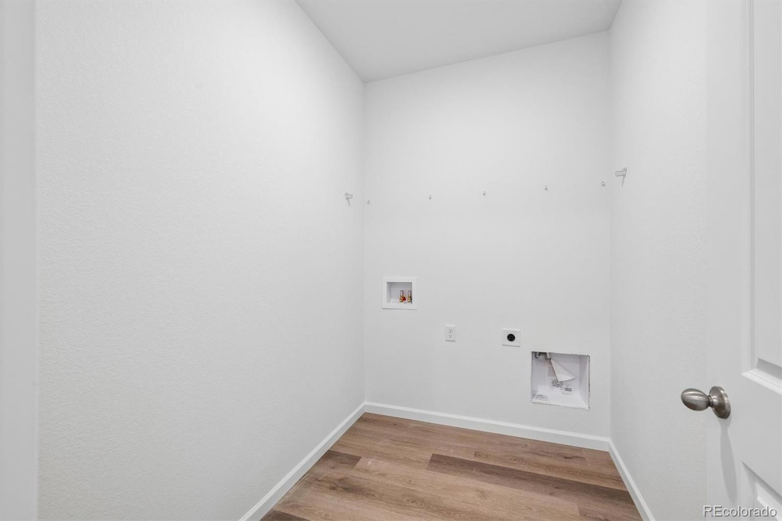 MLS Image #3 for 4179  orangewood drive,johnstown, Colorado