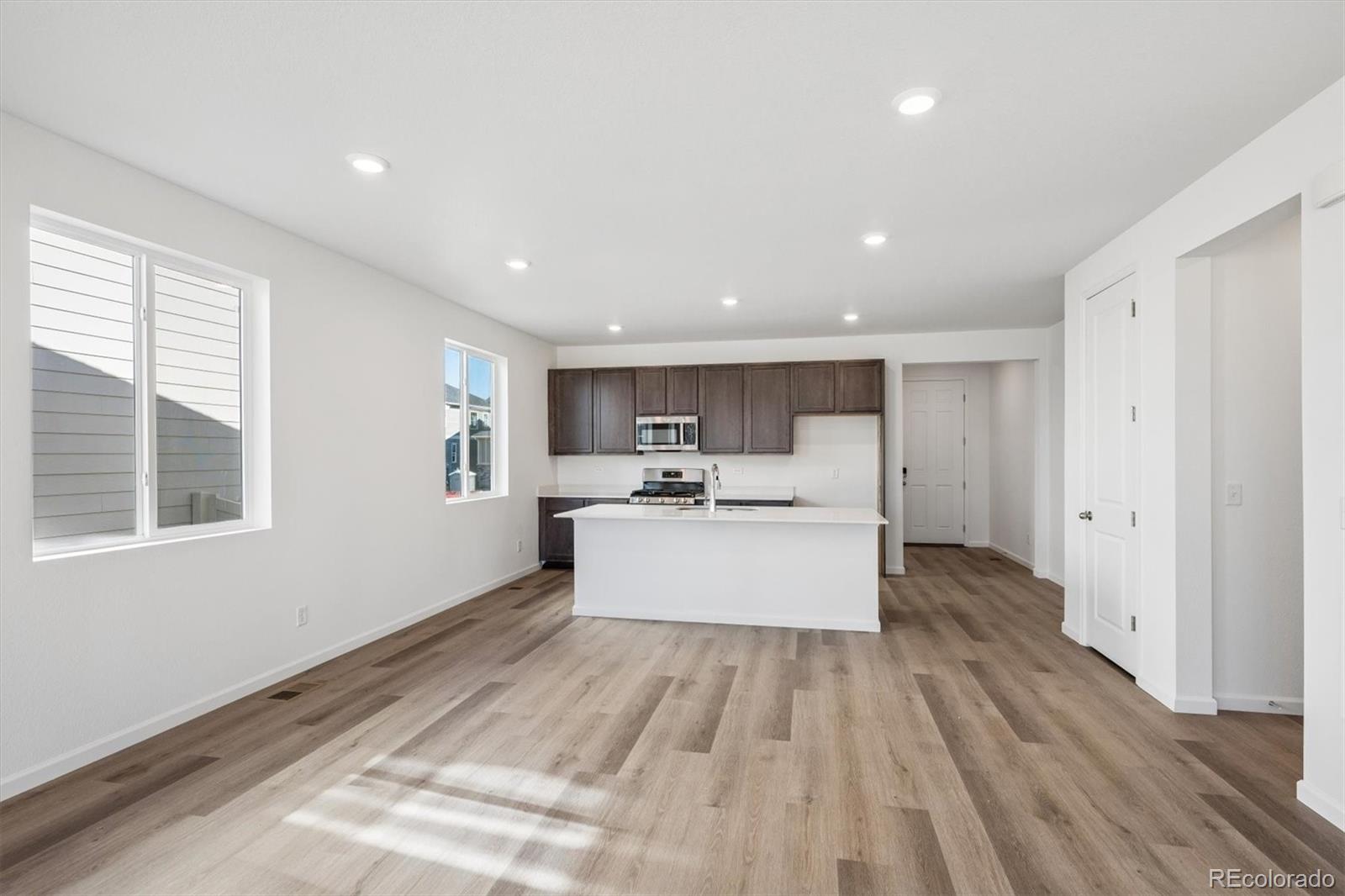 MLS Image #4 for 4179  orangewood drive,johnstown, Colorado