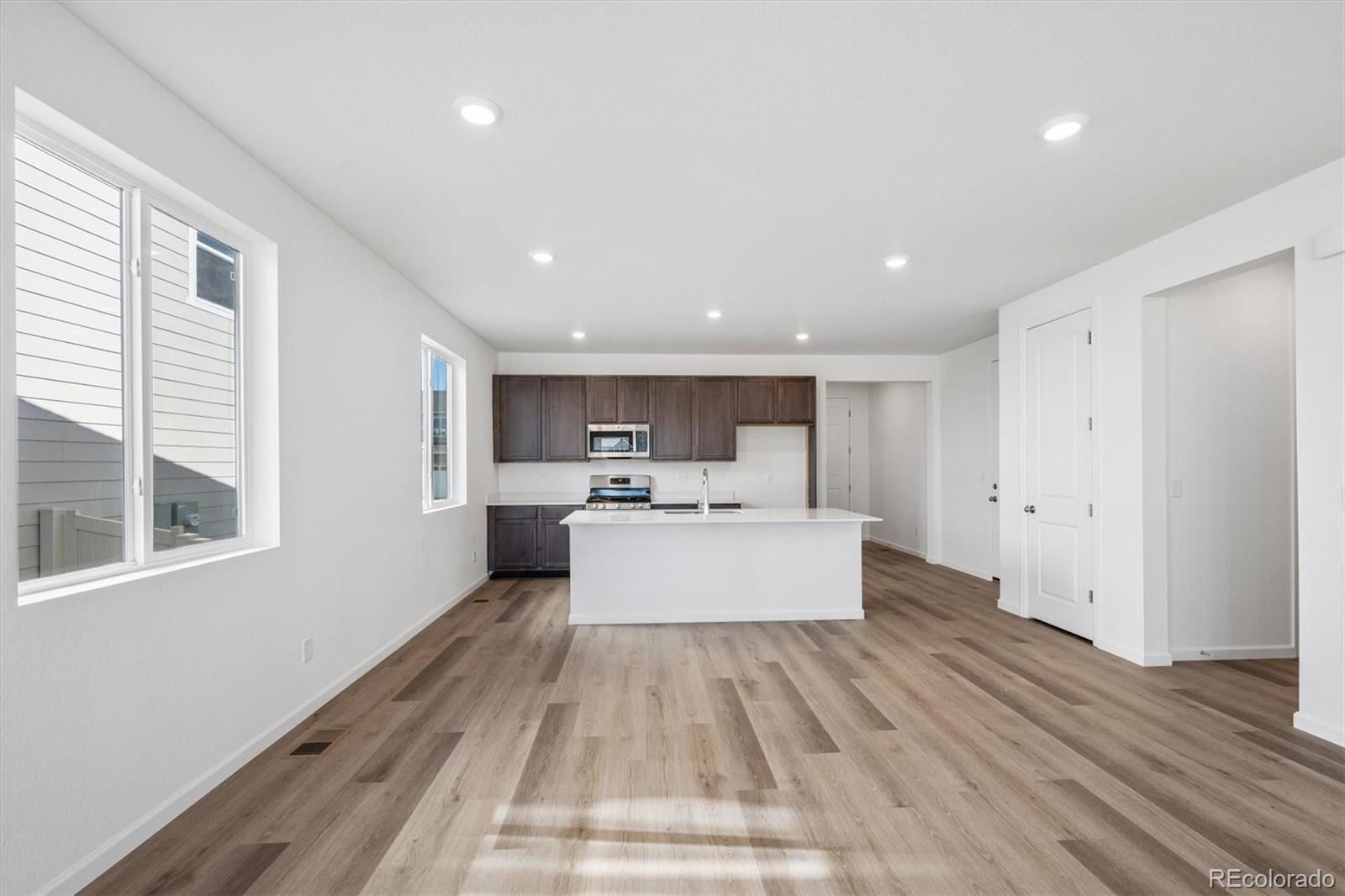 MLS Image #5 for 4179  orangewood drive,johnstown, Colorado