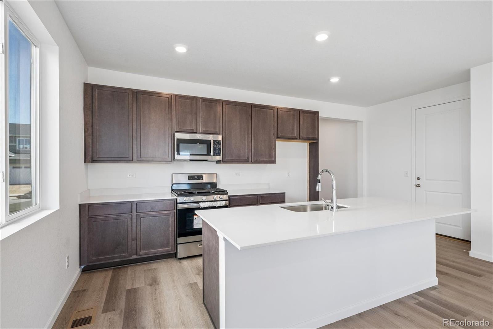 MLS Image #6 for 4179  orangewood drive,johnstown, Colorado