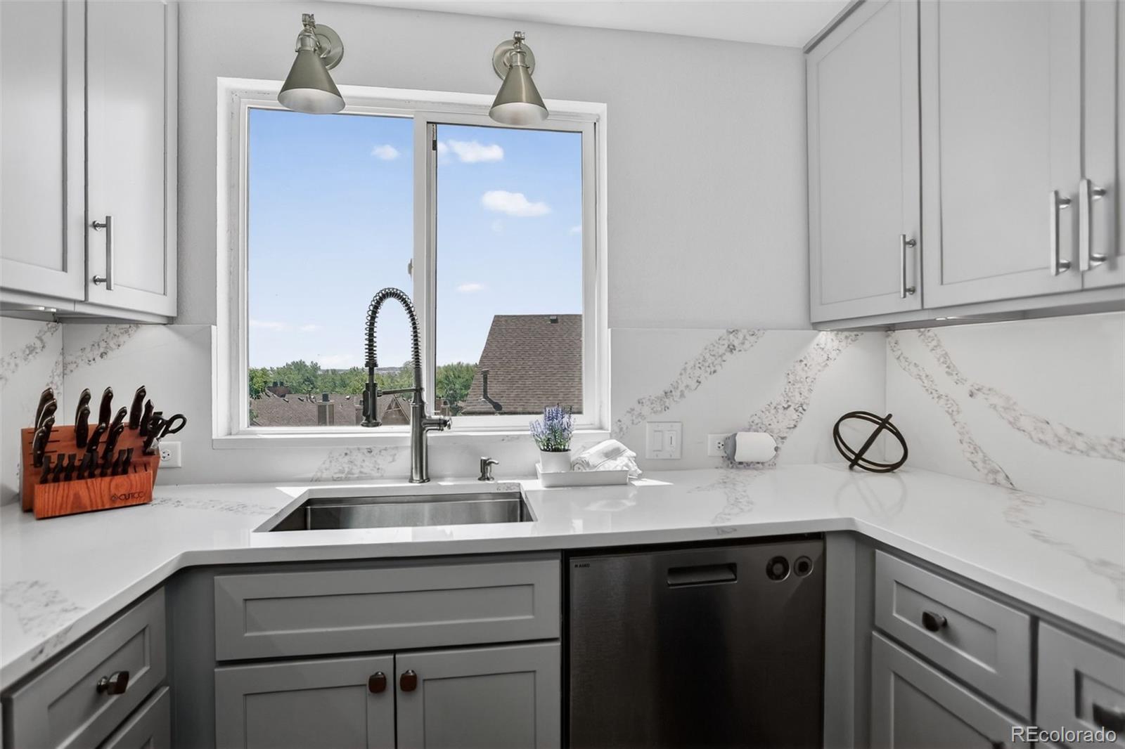 MLS Image #6 for 392  eisenhower drive,louisville, Colorado