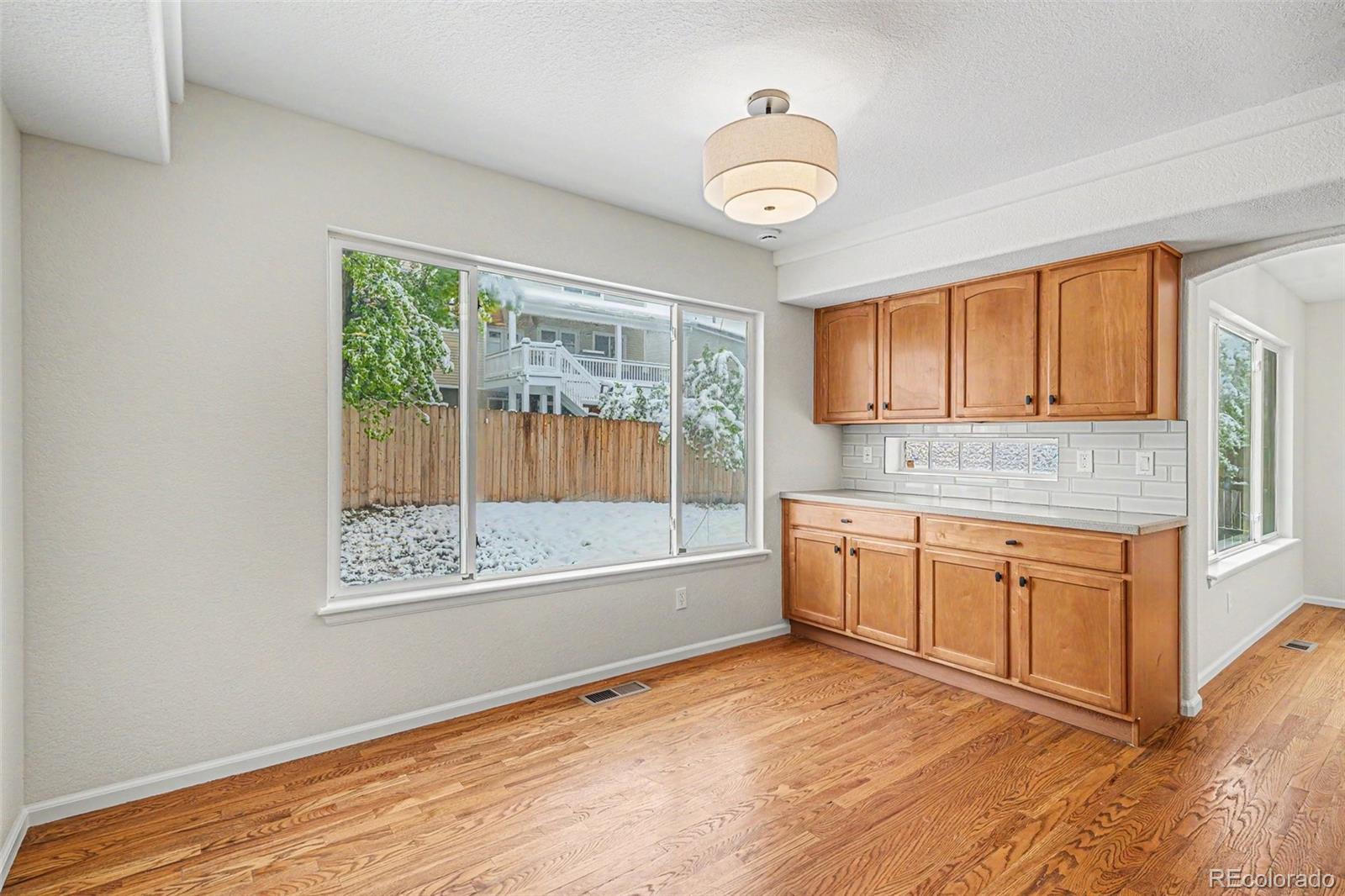 MLS Image #8 for 20734 e 49th avenue,denver, Colorado