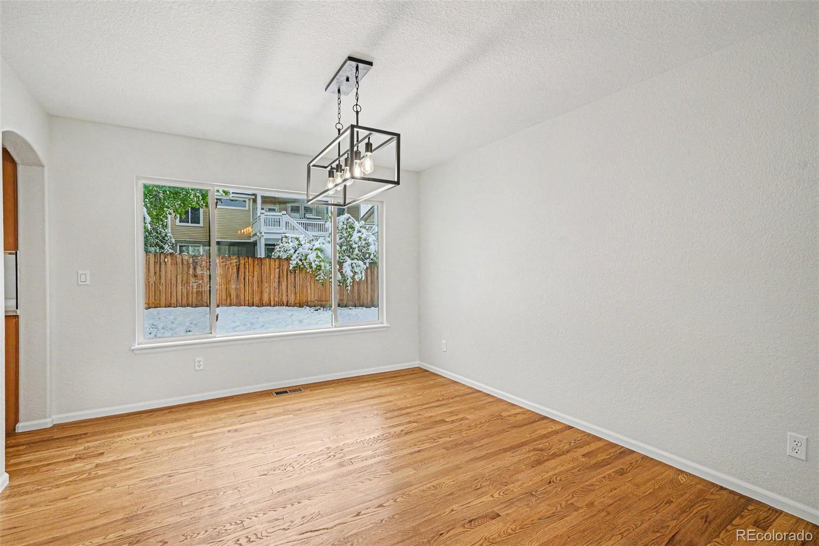MLS Image #9 for 20734 e 49th avenue,denver, Colorado