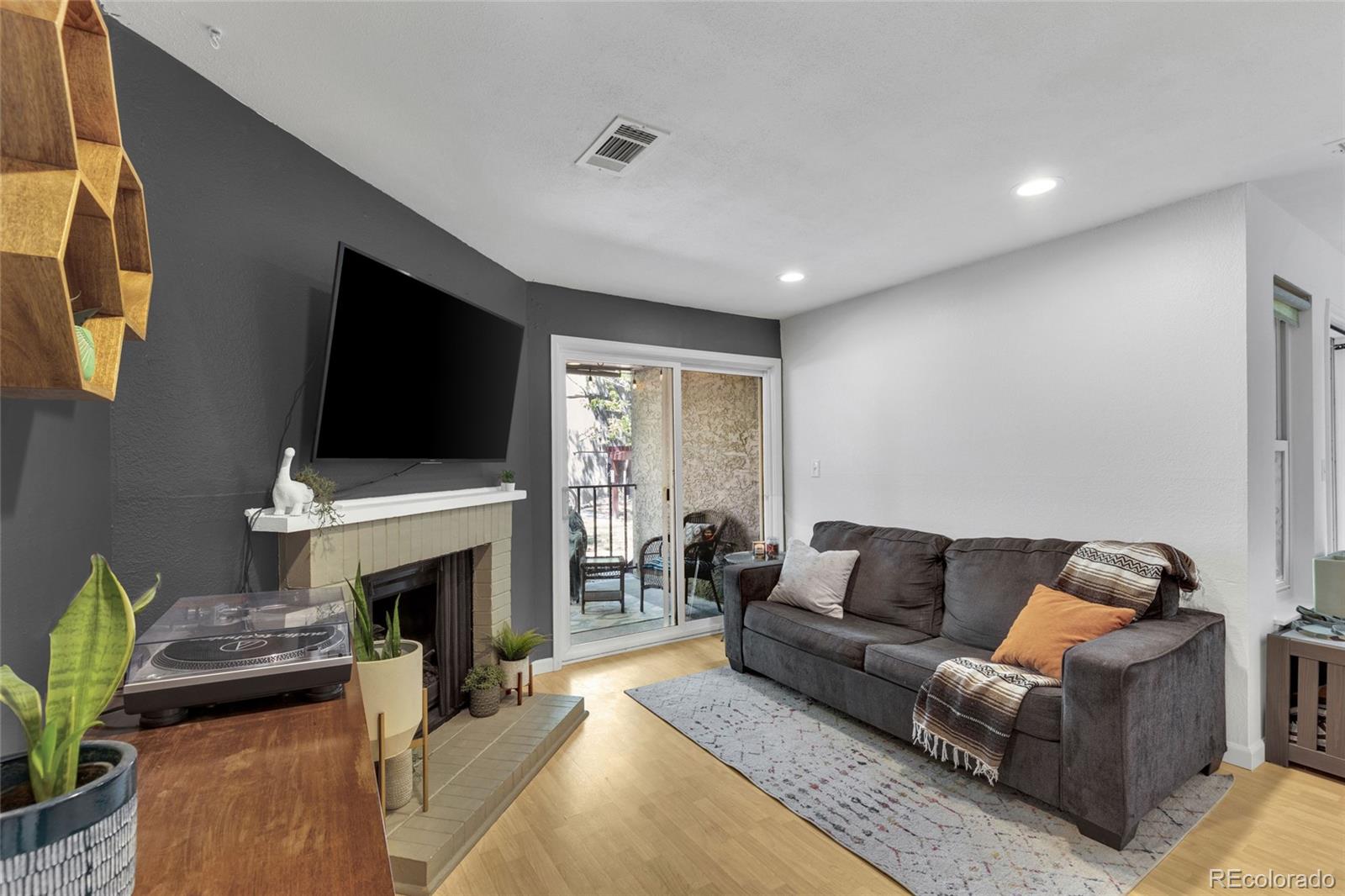 MLS Image #14 for 5300 e cherry creek south drive 1211,denver, Colorado