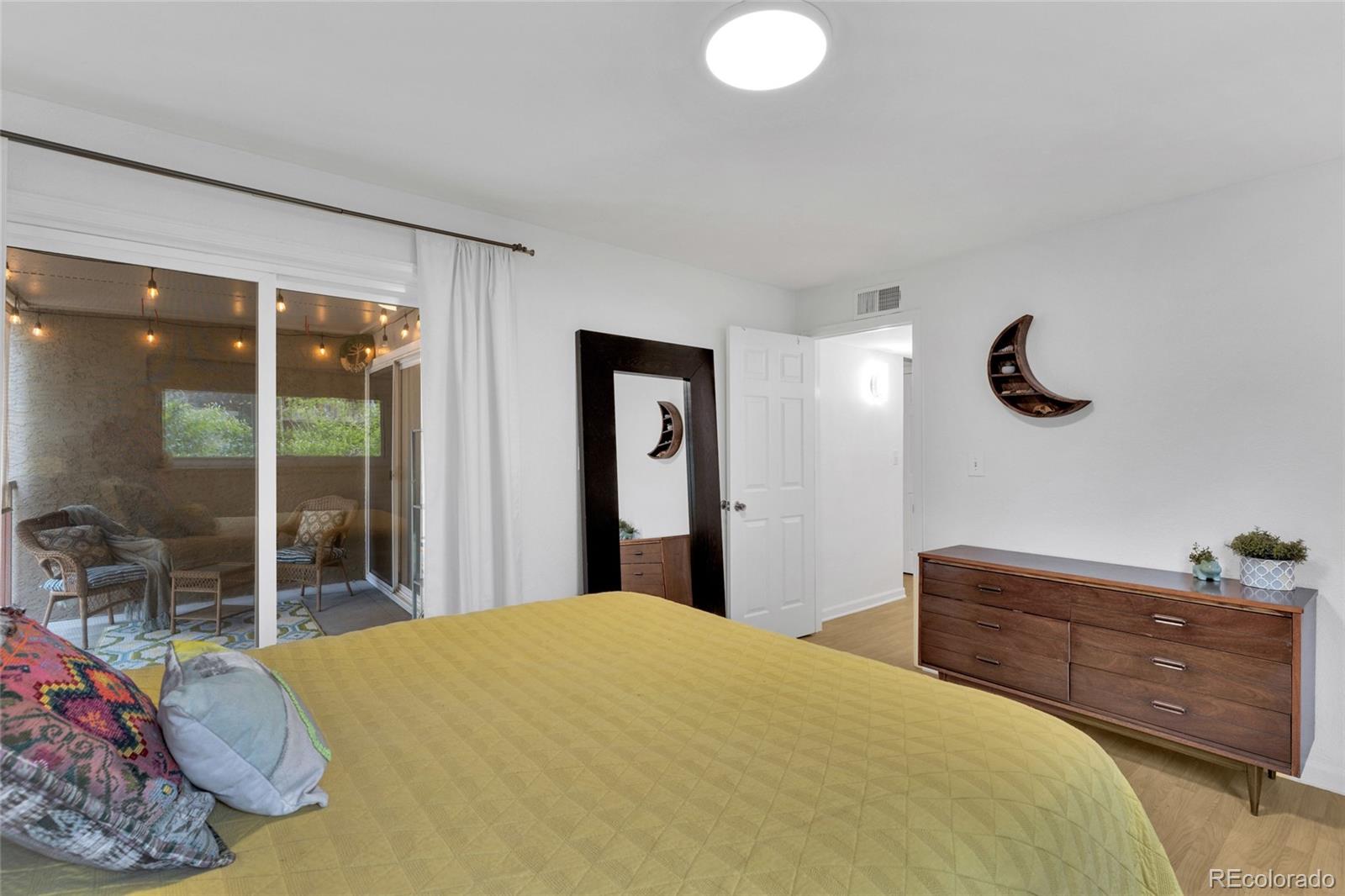 MLS Image #17 for 5300 e cherry creek south drive 1211,denver, Colorado