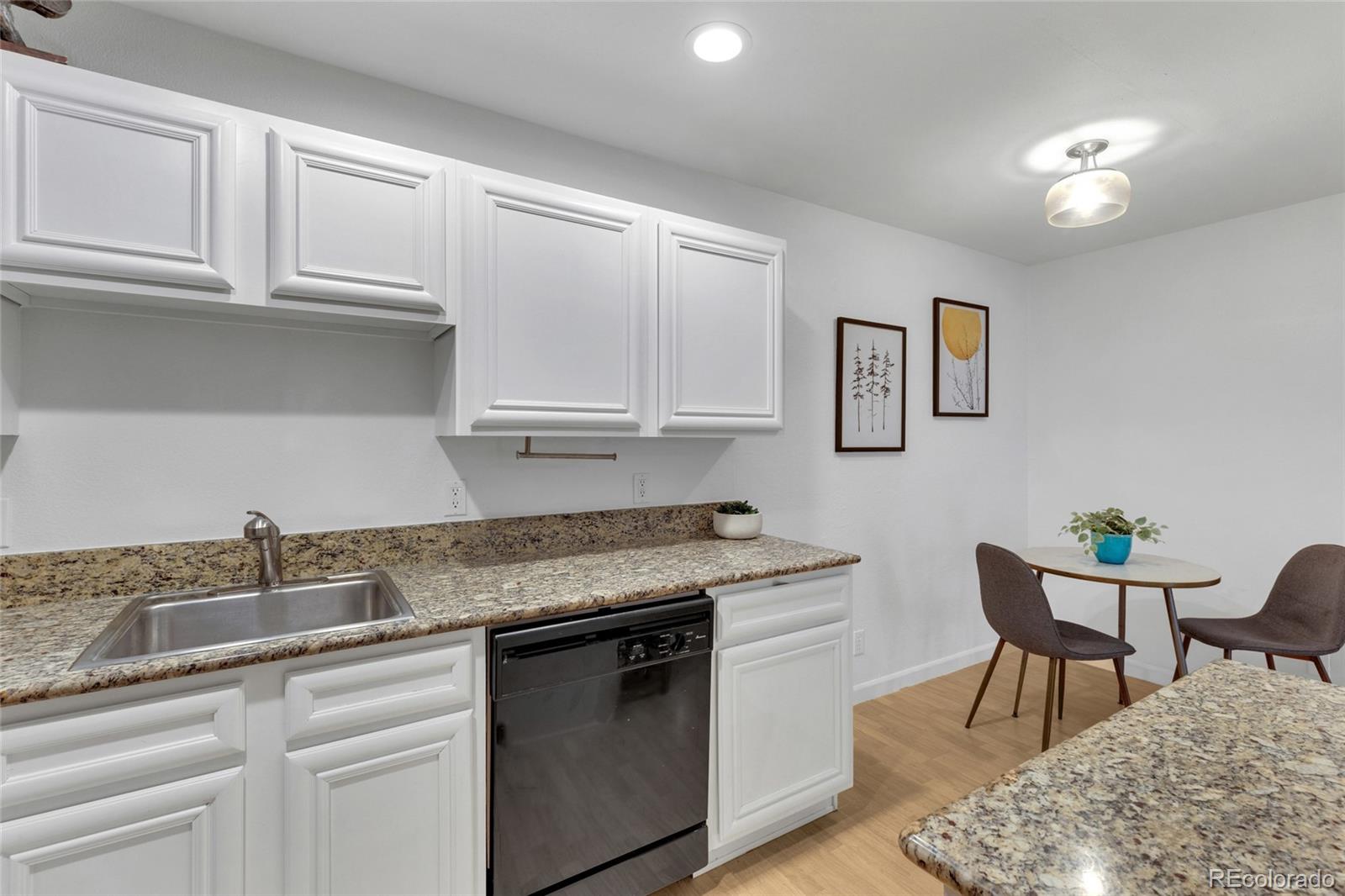 MLS Image #7 for 5300 e cherry creek south drive 1211,denver, Colorado
