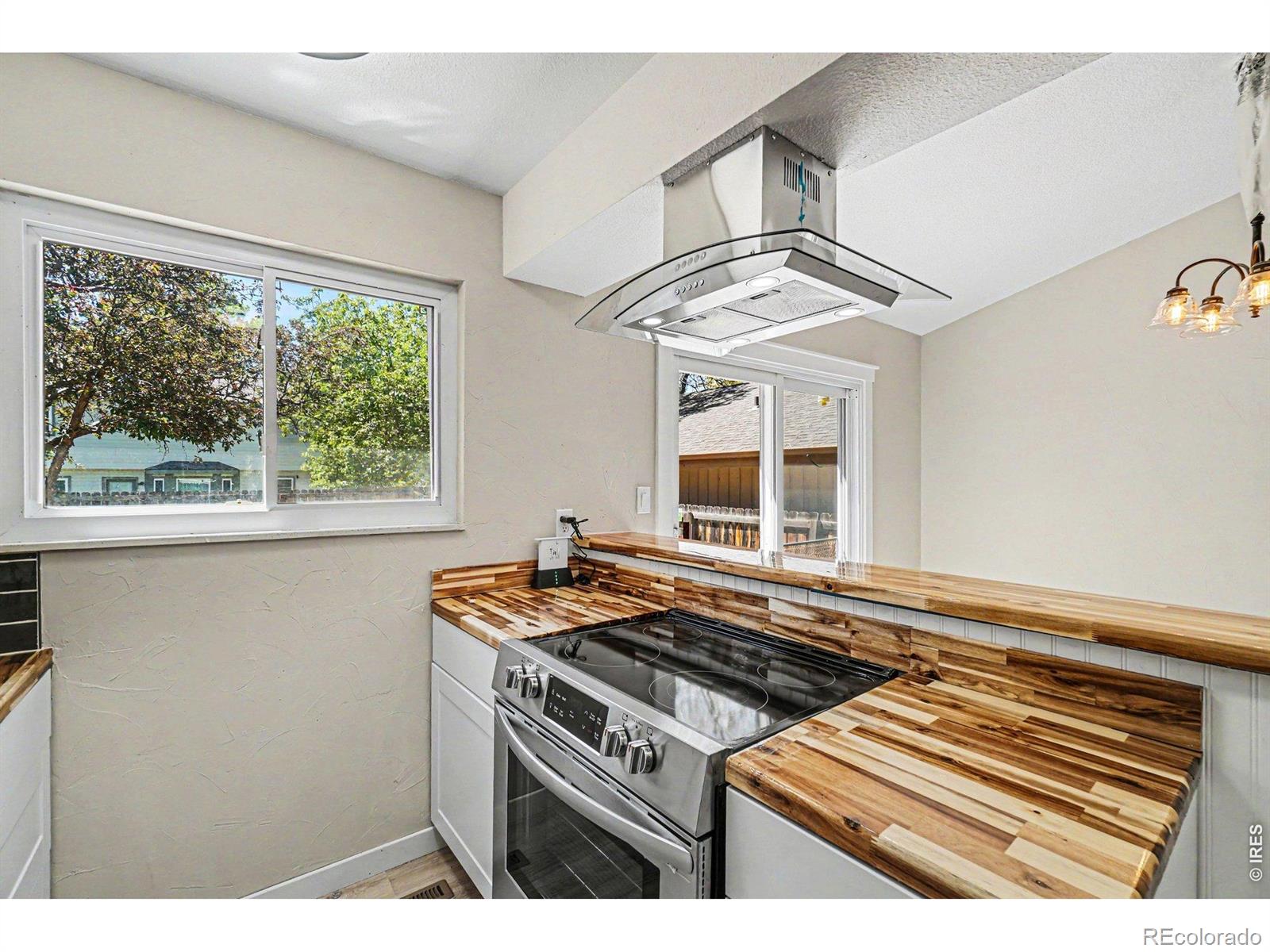 MLS Image #4 for 1530  gloria court,loveland, Colorado