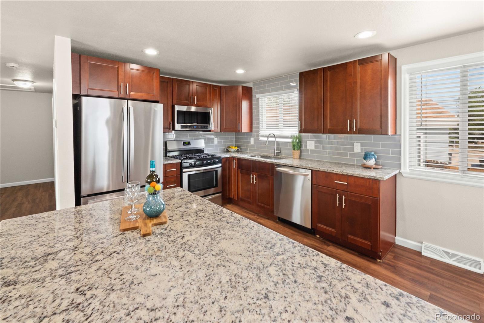 MLS Image #18 for 6261 w 74th place,arvada, Colorado