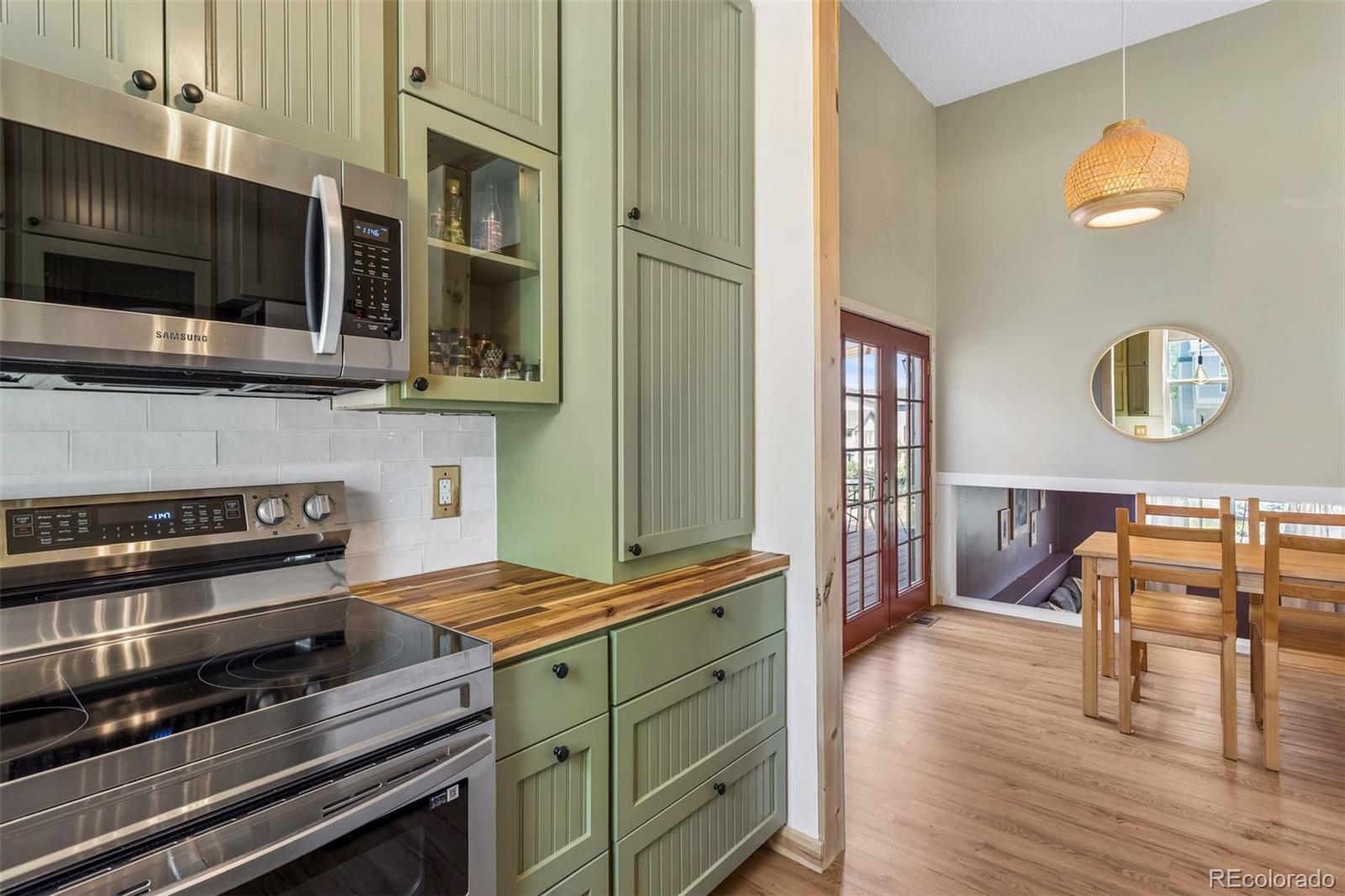 MLS Image #4 for 409 w lucerne drive,lafayette, Colorado