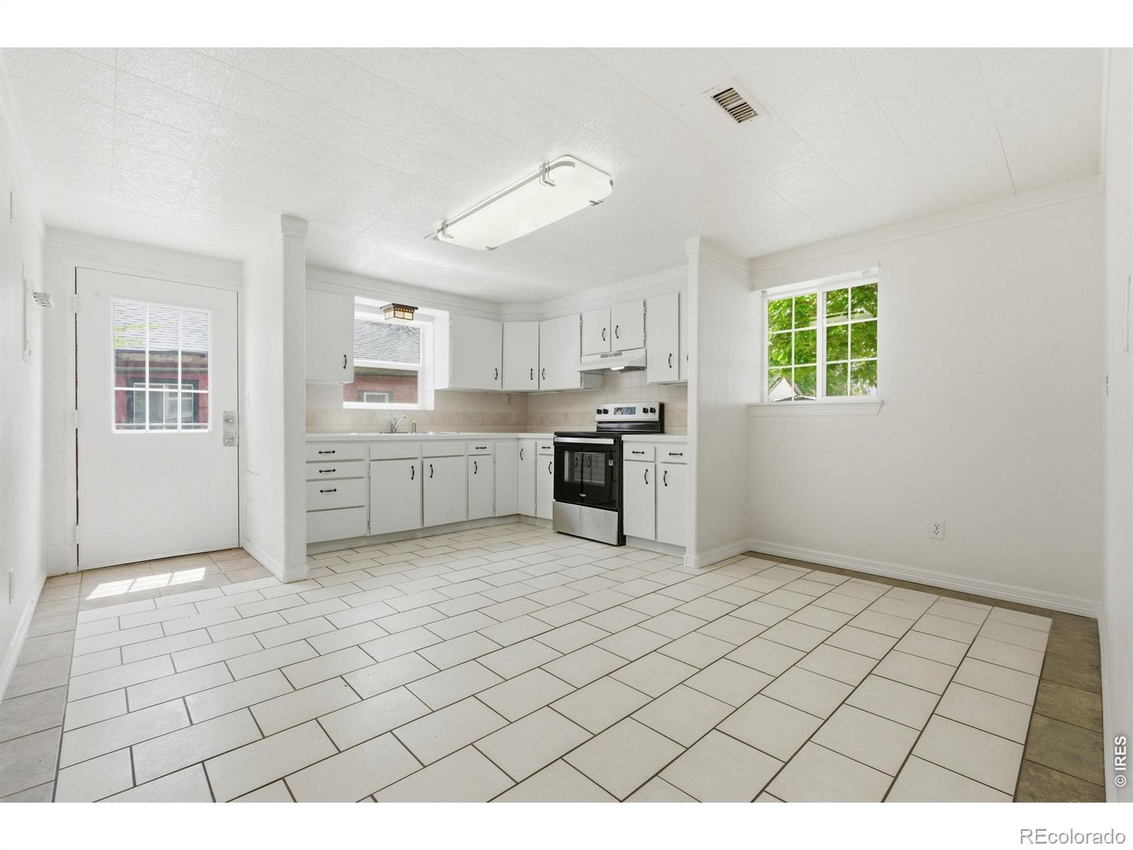 MLS Image #4 for 366  maestes street,johnstown, Colorado