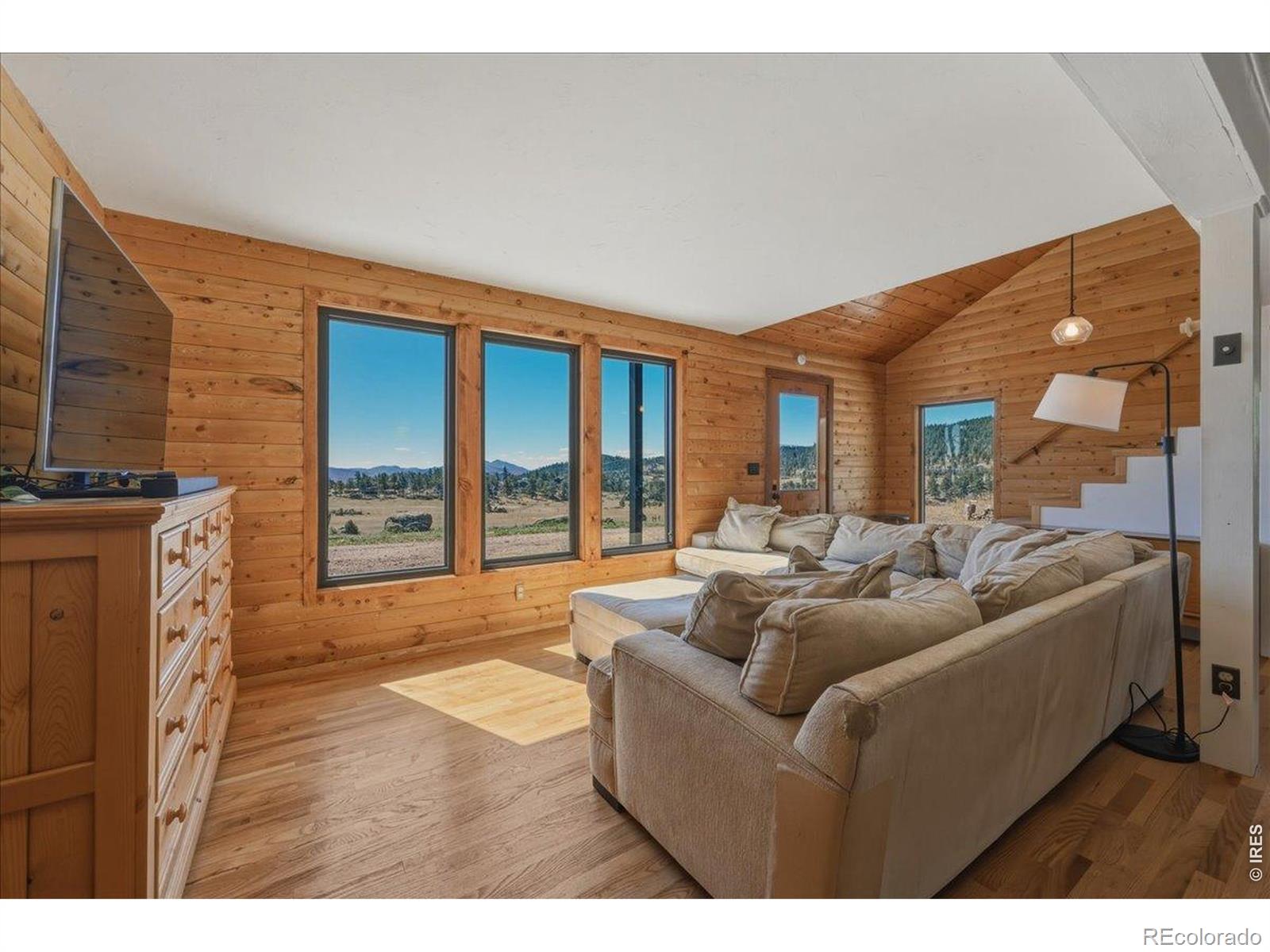 MLS Image #5 for 511  green mountain drive,livermore, Colorado