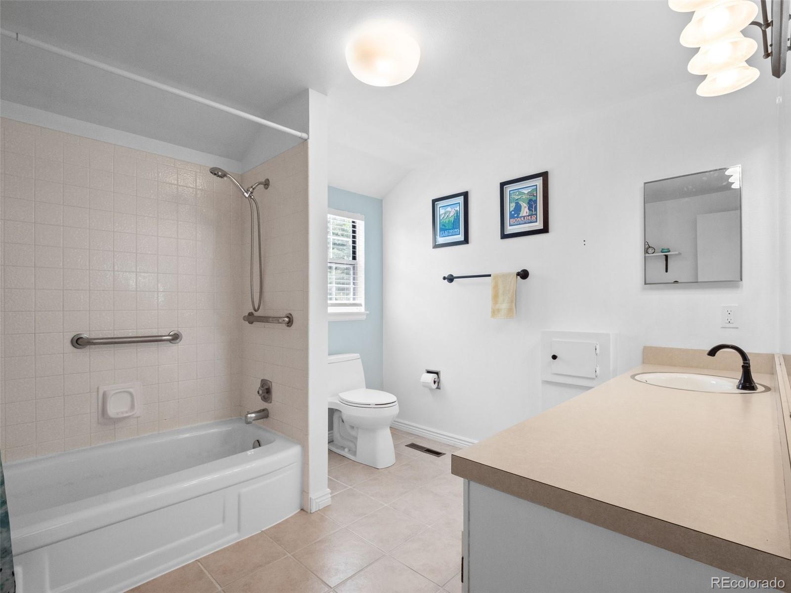 MLS Image #10 for 6376 e long circle,centennial, Colorado