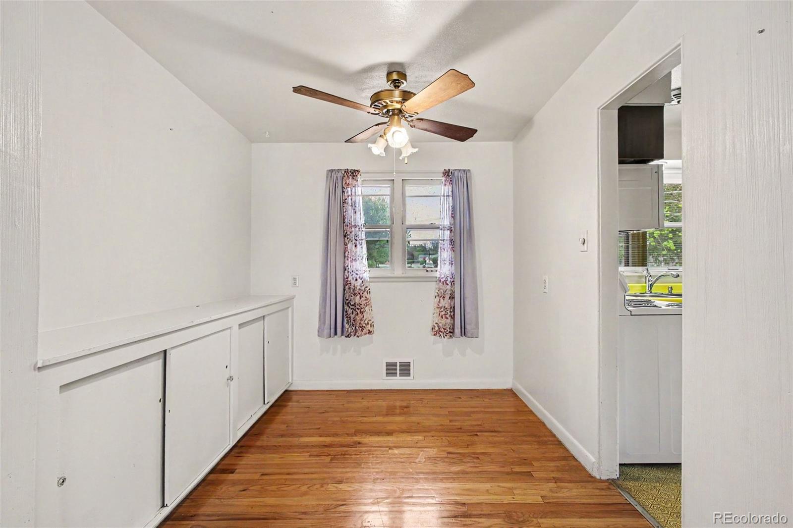 MLS Image #11 for 1159 e madison street,colorado springs, Colorado