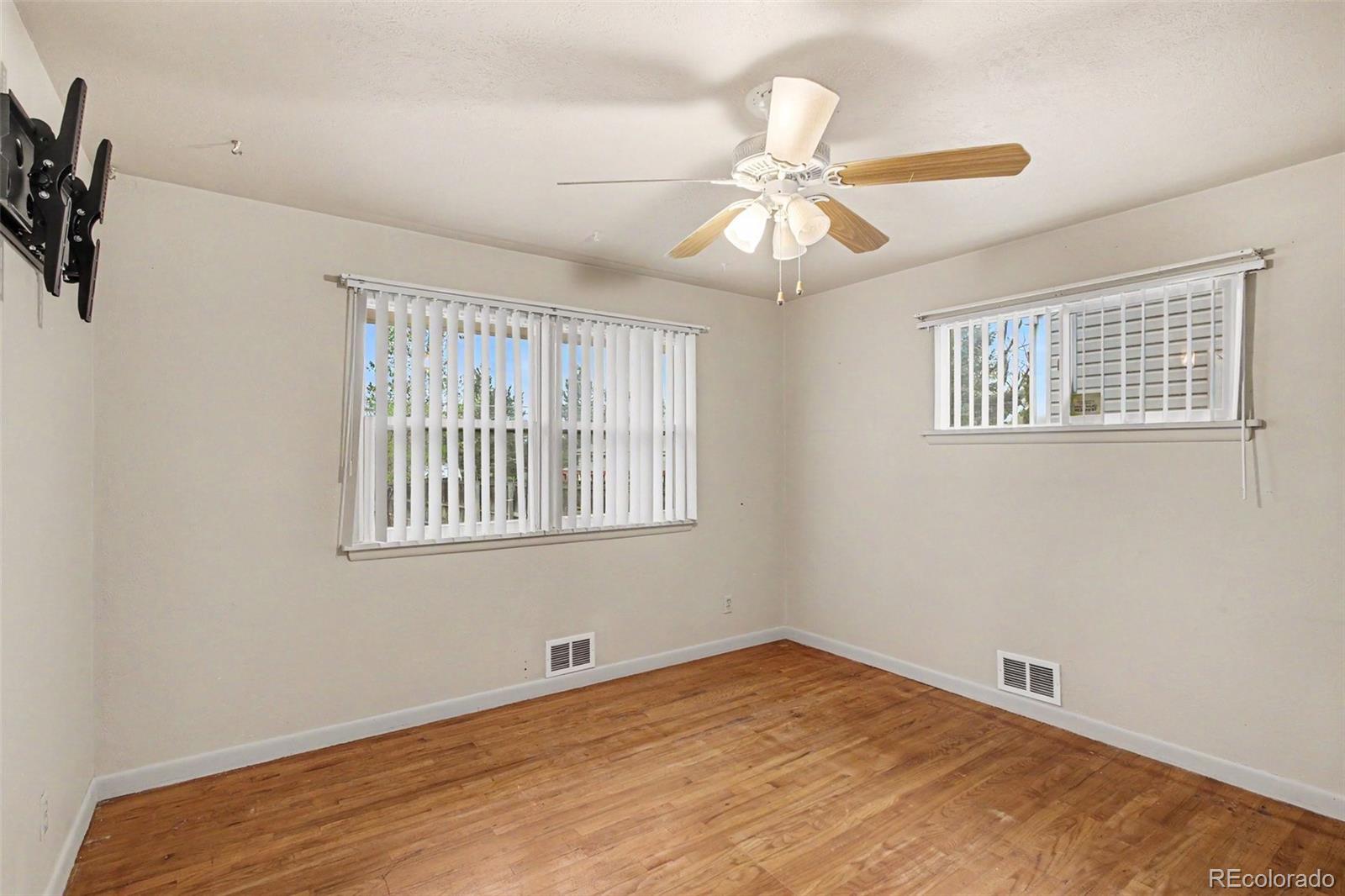 MLS Image #15 for 1159 e madison street,colorado springs, Colorado