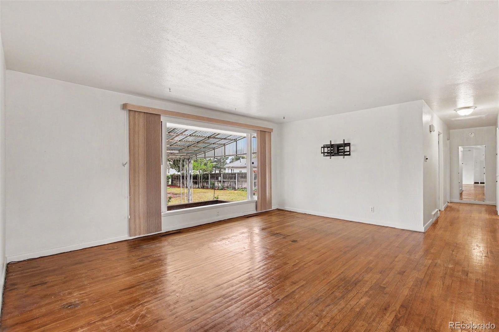 MLS Image #9 for 1159 e madison street,colorado springs, Colorado