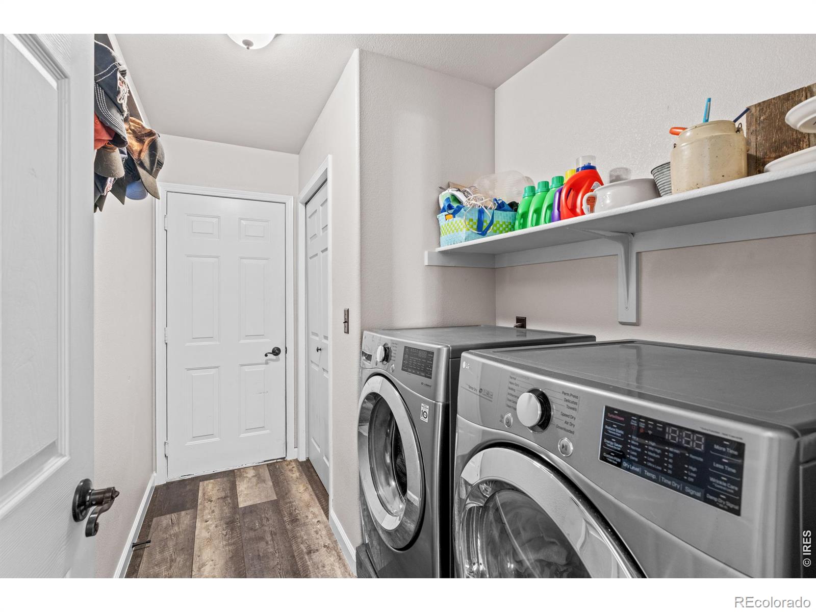 MLS Image #15 for 917 n 7th place,johnstown, Colorado