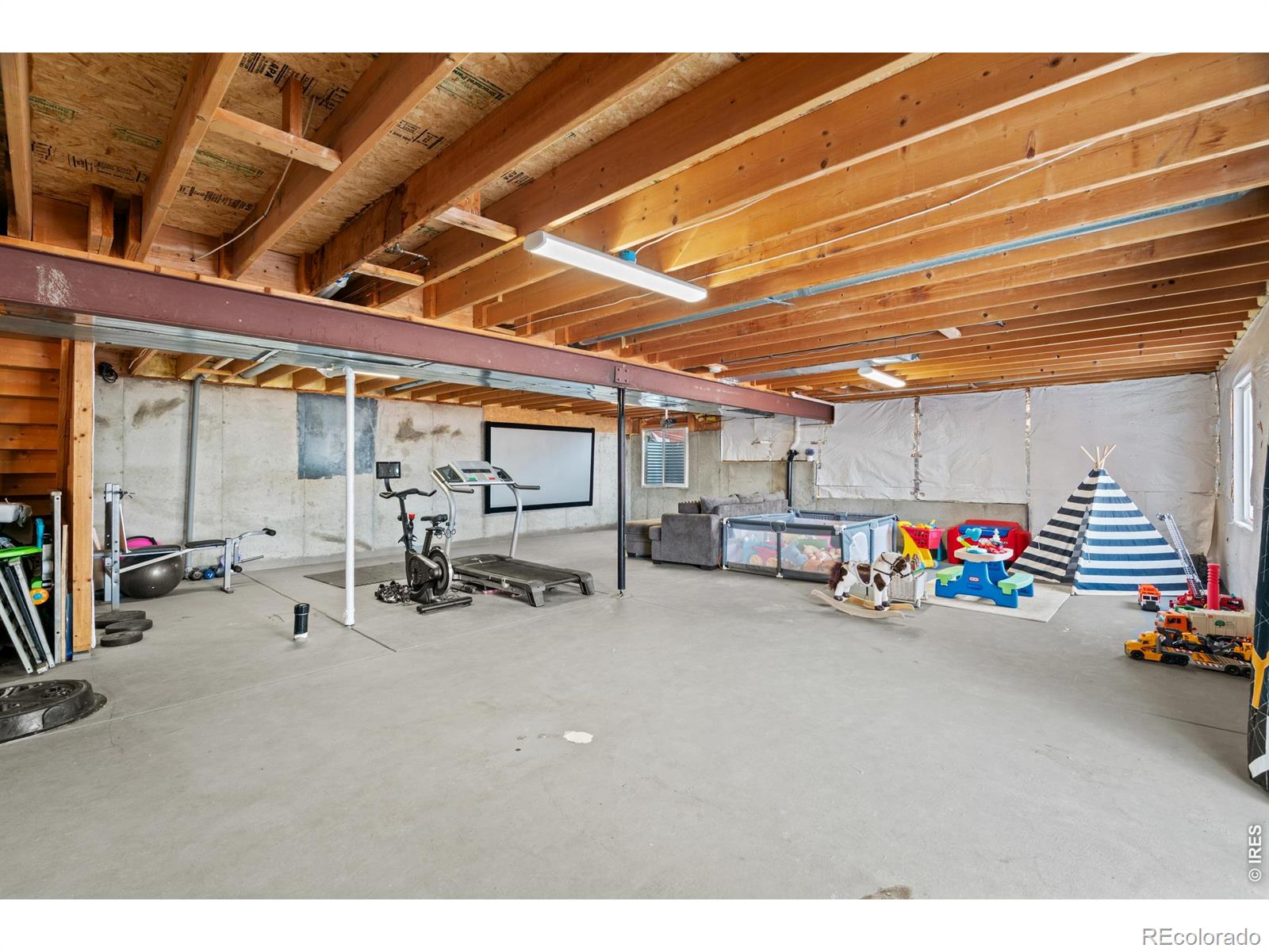 MLS Image #21 for 917 n 7th place,johnstown, Colorado