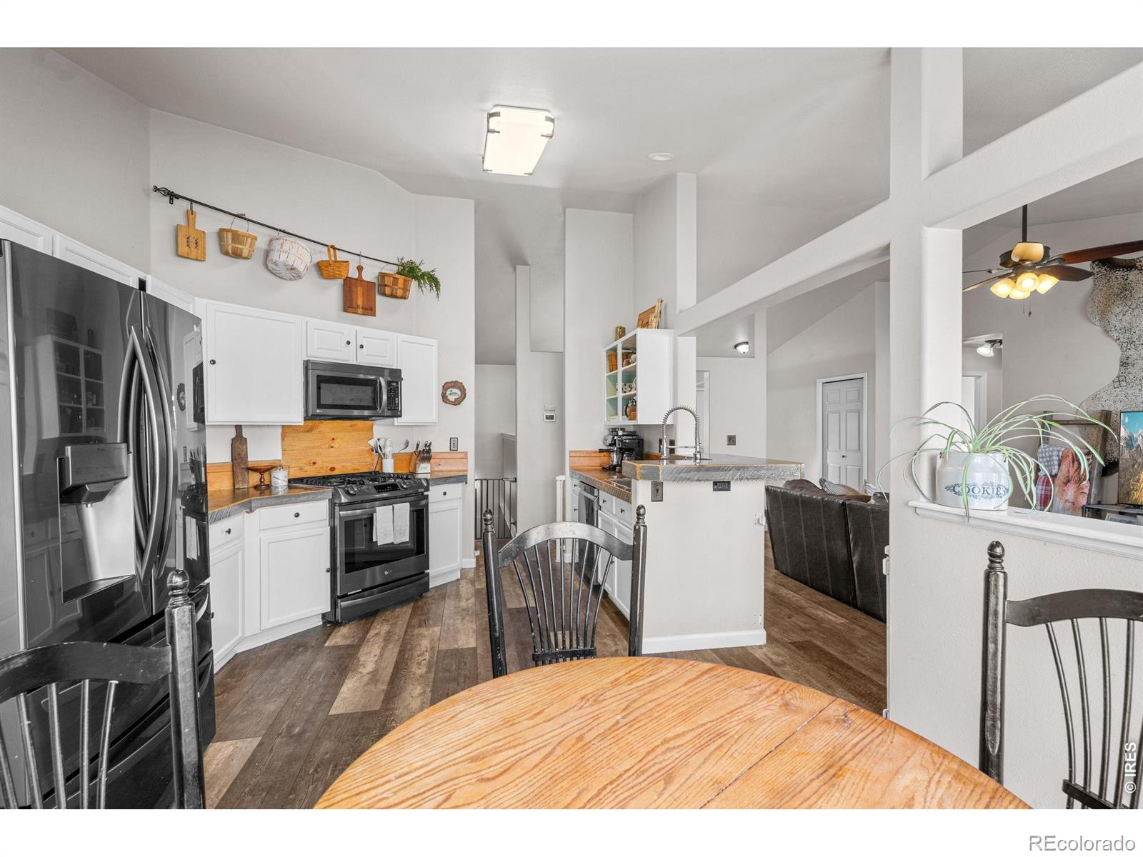 MLS Image #4 for 917 n 7th place,johnstown, Colorado