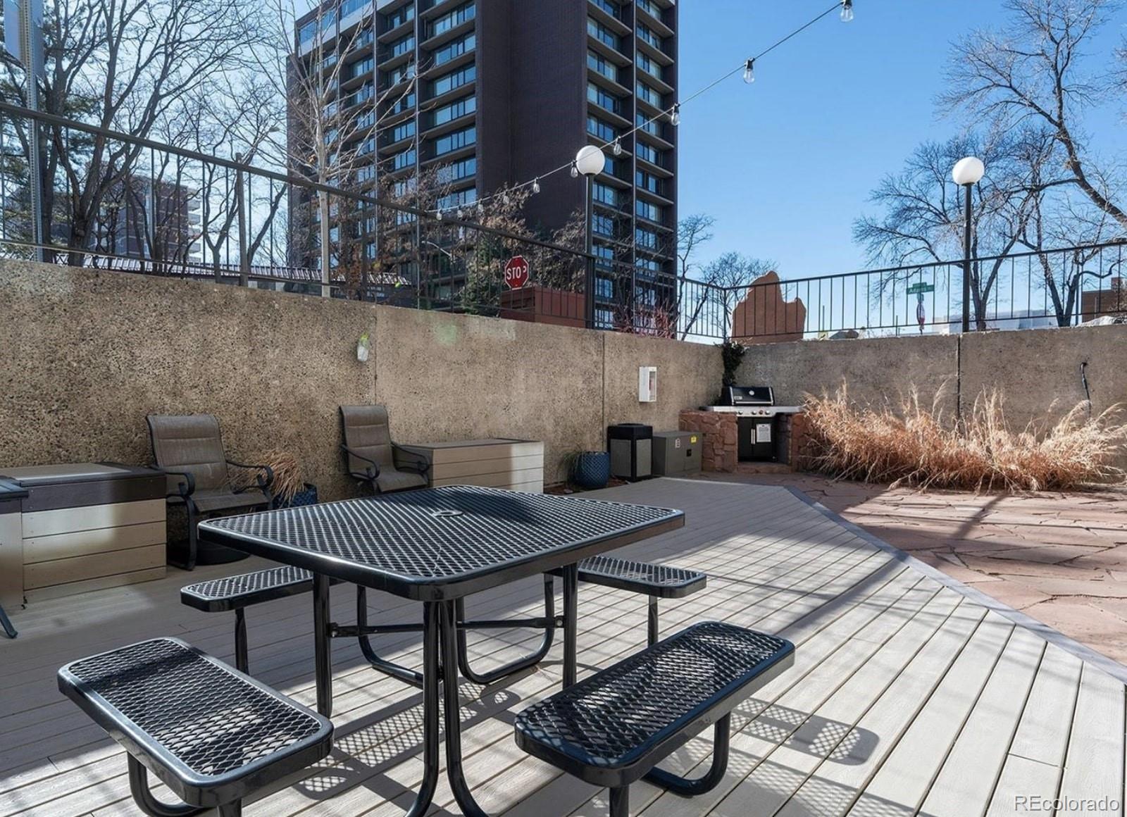 MLS Image #22 for 2  adams street 1507,denver, Colorado