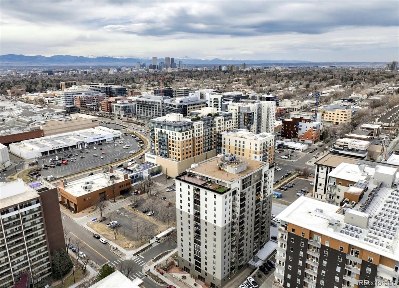 MLS Image #25 for 2  adams street 1507,denver, Colorado